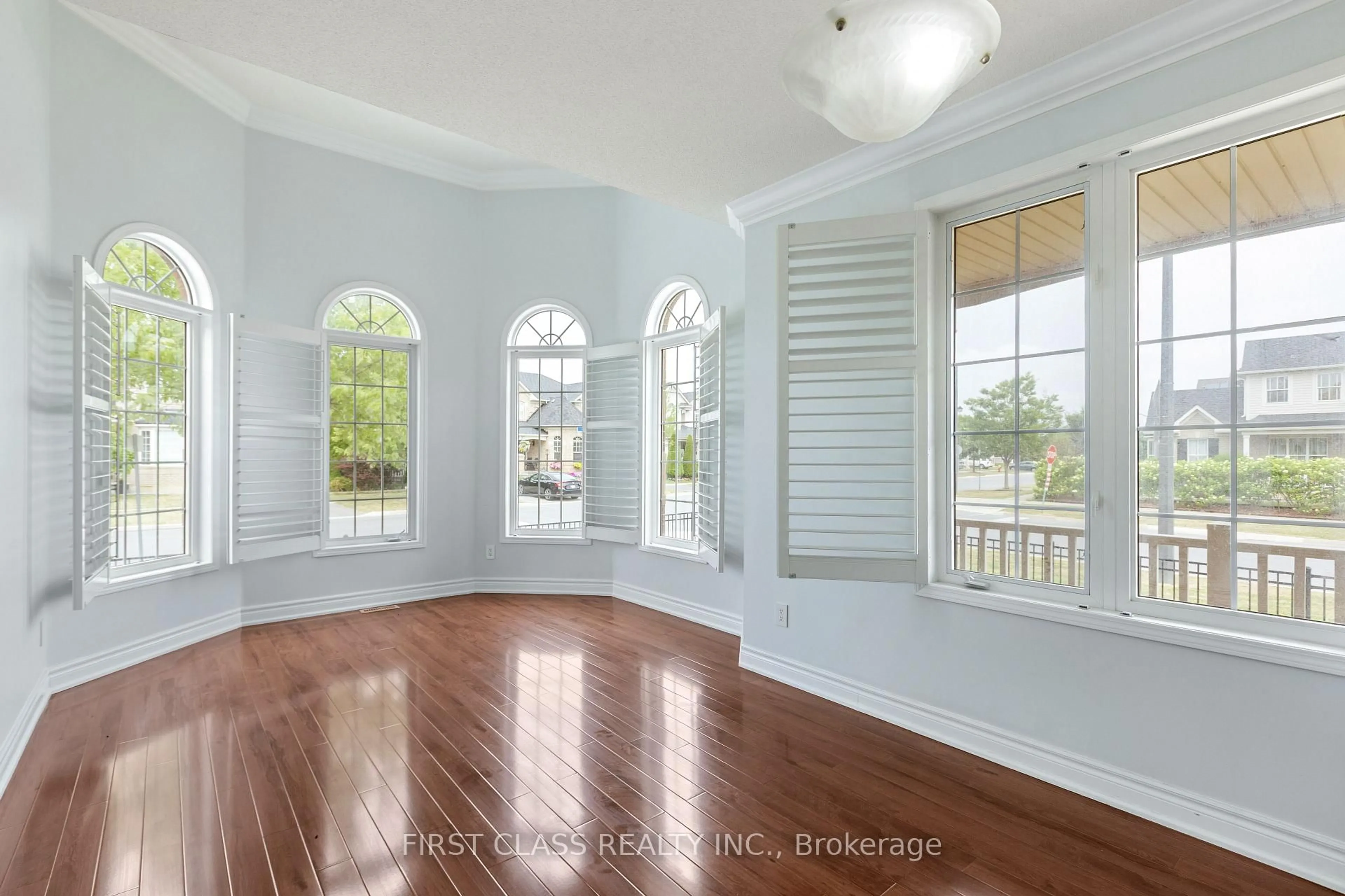 Unknown for 802 Yates Dr, Milton Ontario L9T 0E7