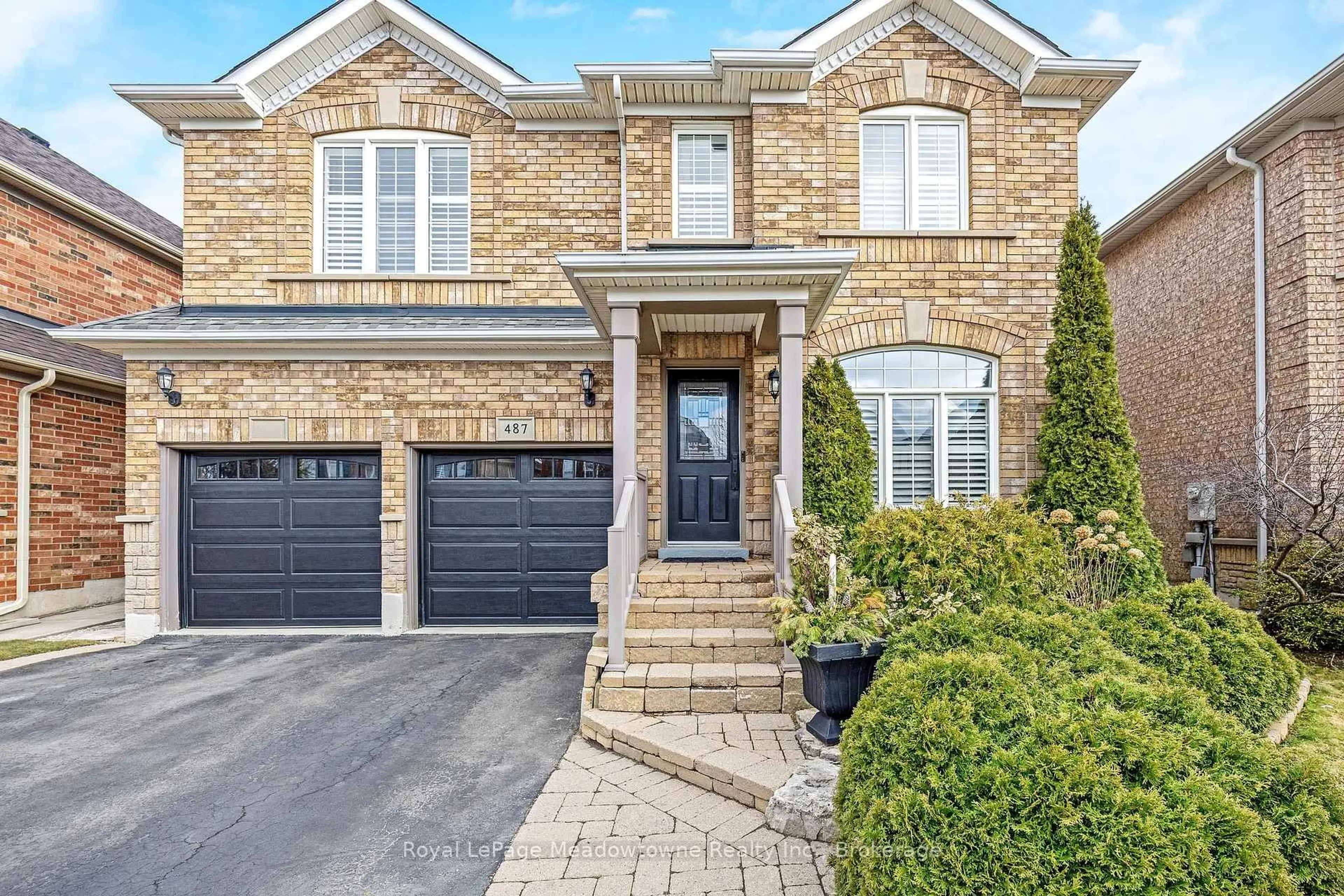 Home with brick exterior material, street for 487 Hartley Blvd, Milton Ontario L9T 6K9