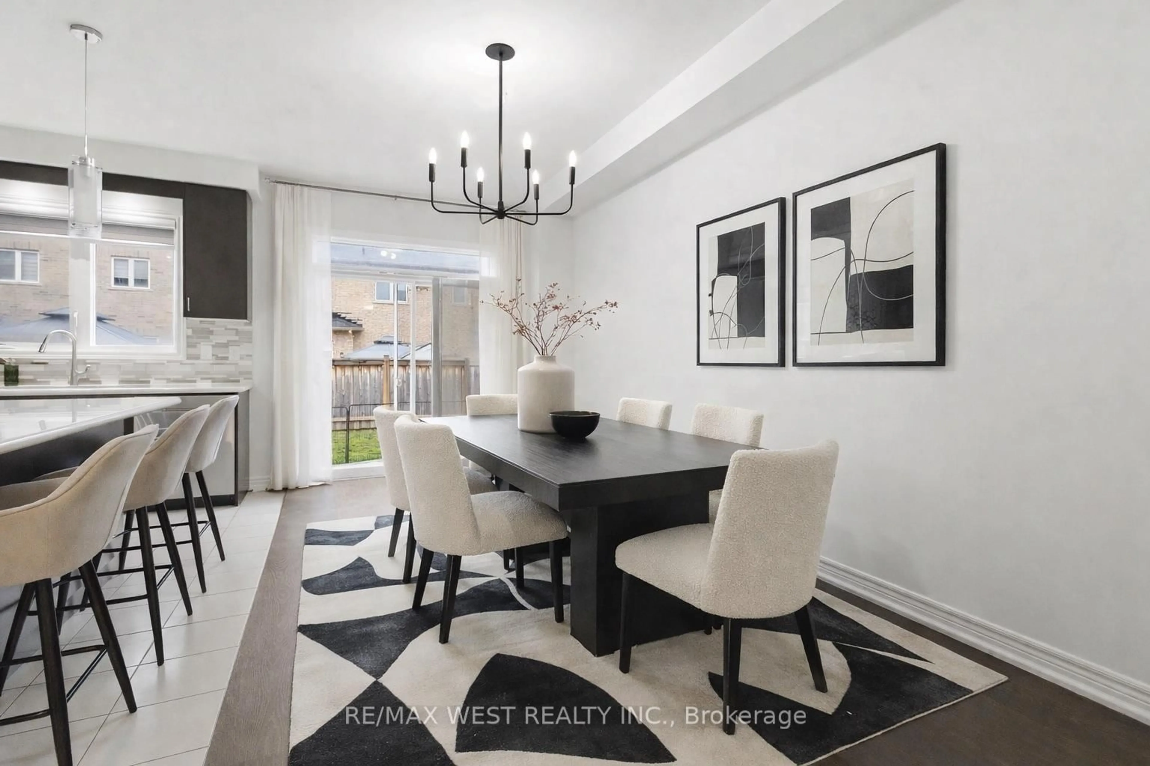 Dining room, unknown for 116 Lesabre Cres, Brampton Ontario L6P 0W4