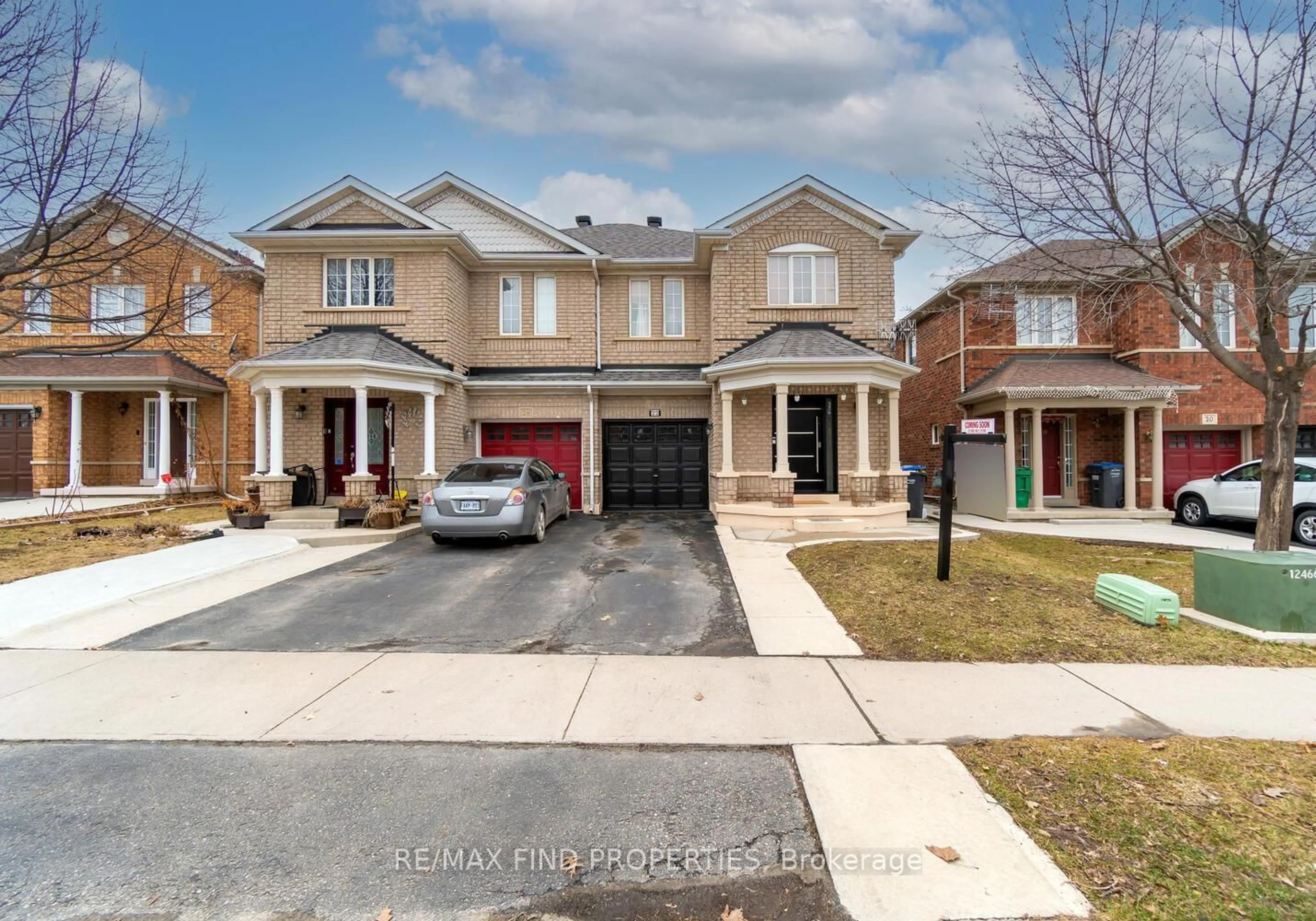 Home with brick exterior material, street for 22 Ashmere Rd, Brampton Ontario L7A 1W9