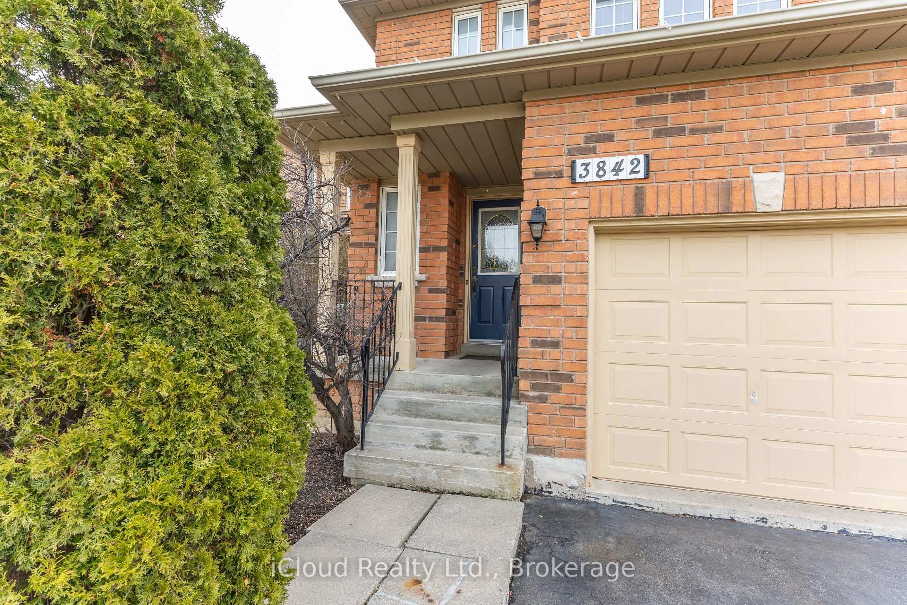 Unknown for 3842 Ridgepoint Way, Mississauga Ontario L5N 7T9