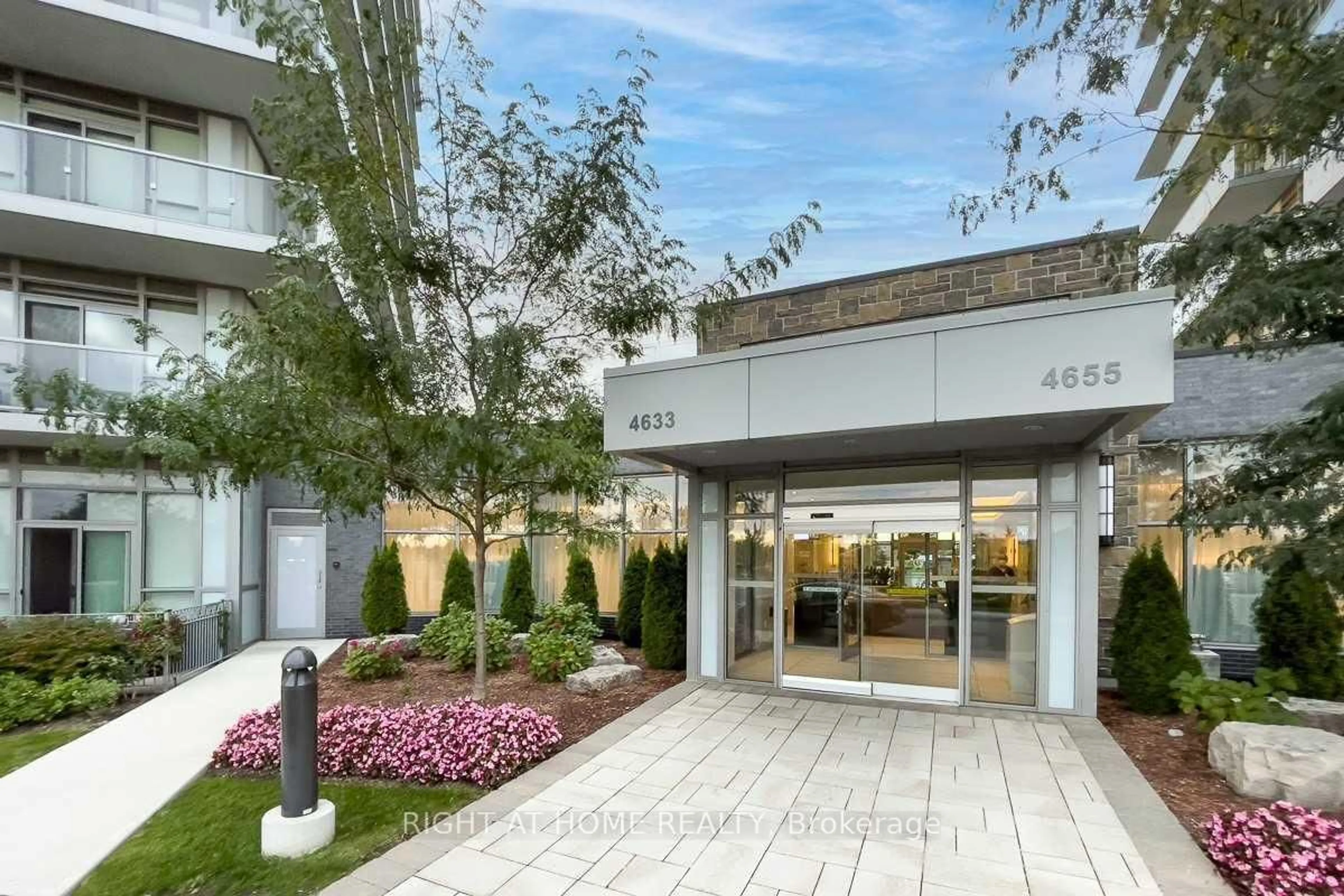 Unknown for 4633 Glen Erin Dr #1803, Mississauga Ontario L5M 0Y6