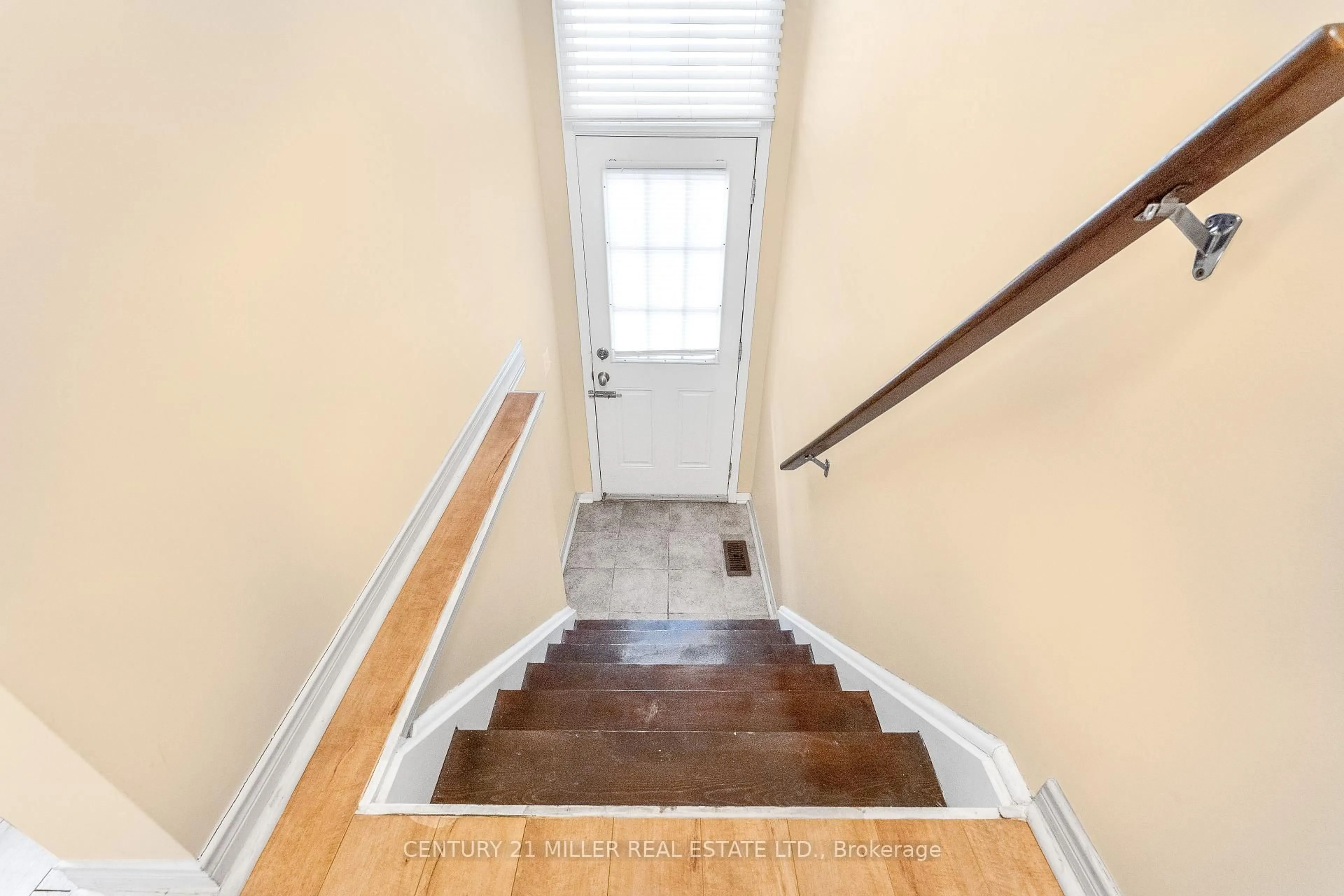 Stairs for 59 Jim Baird Mews, Toronto Ontario M3L 0C3