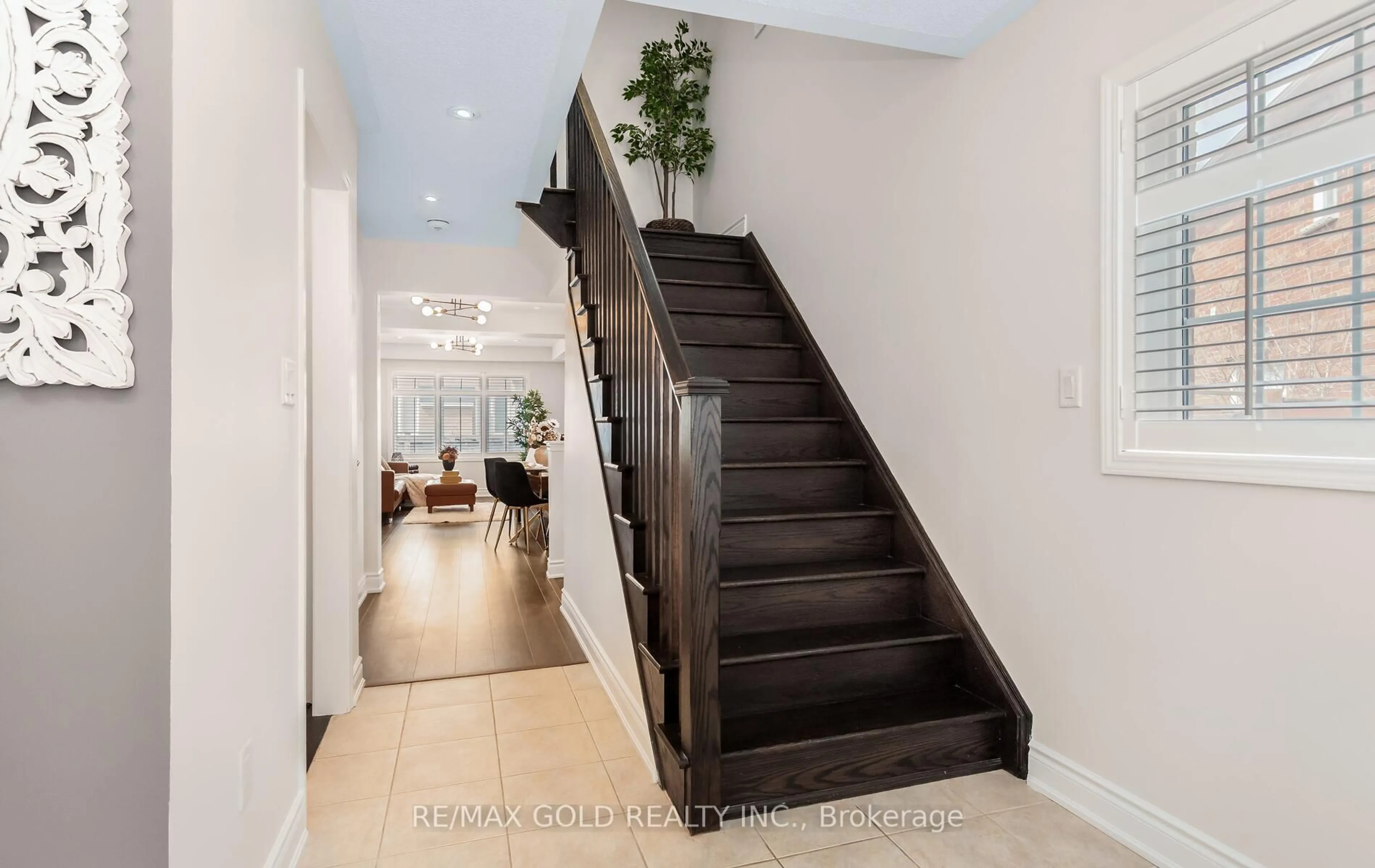 Unknown for 299 Gooding Cres, Milton Ontario L9E 0A9