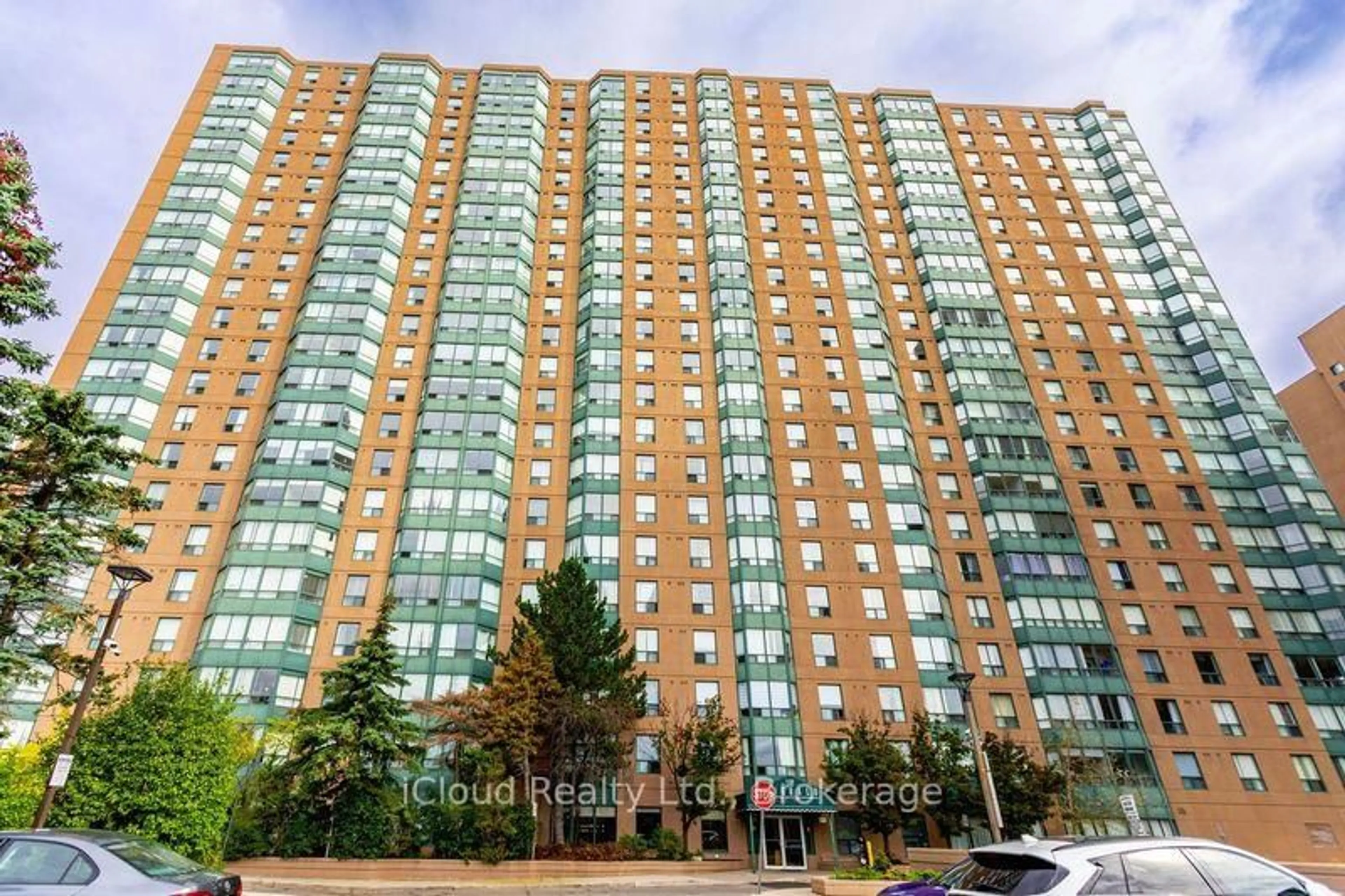 Unknown for 135 Hillcrest Ave #903, Mississauga Ontario L5B 4B1