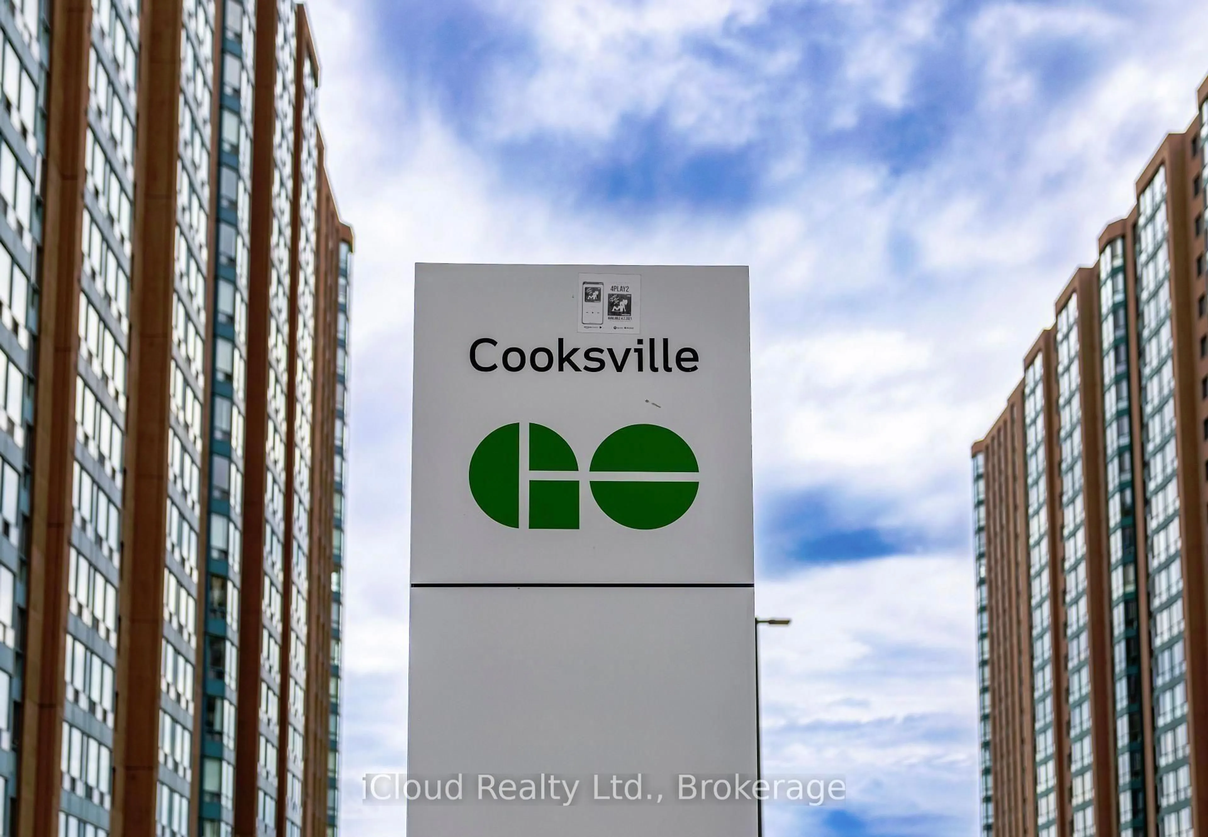 Unknown for 135 Hillcrest Ave #903, Mississauga Ontario L5B 4B1