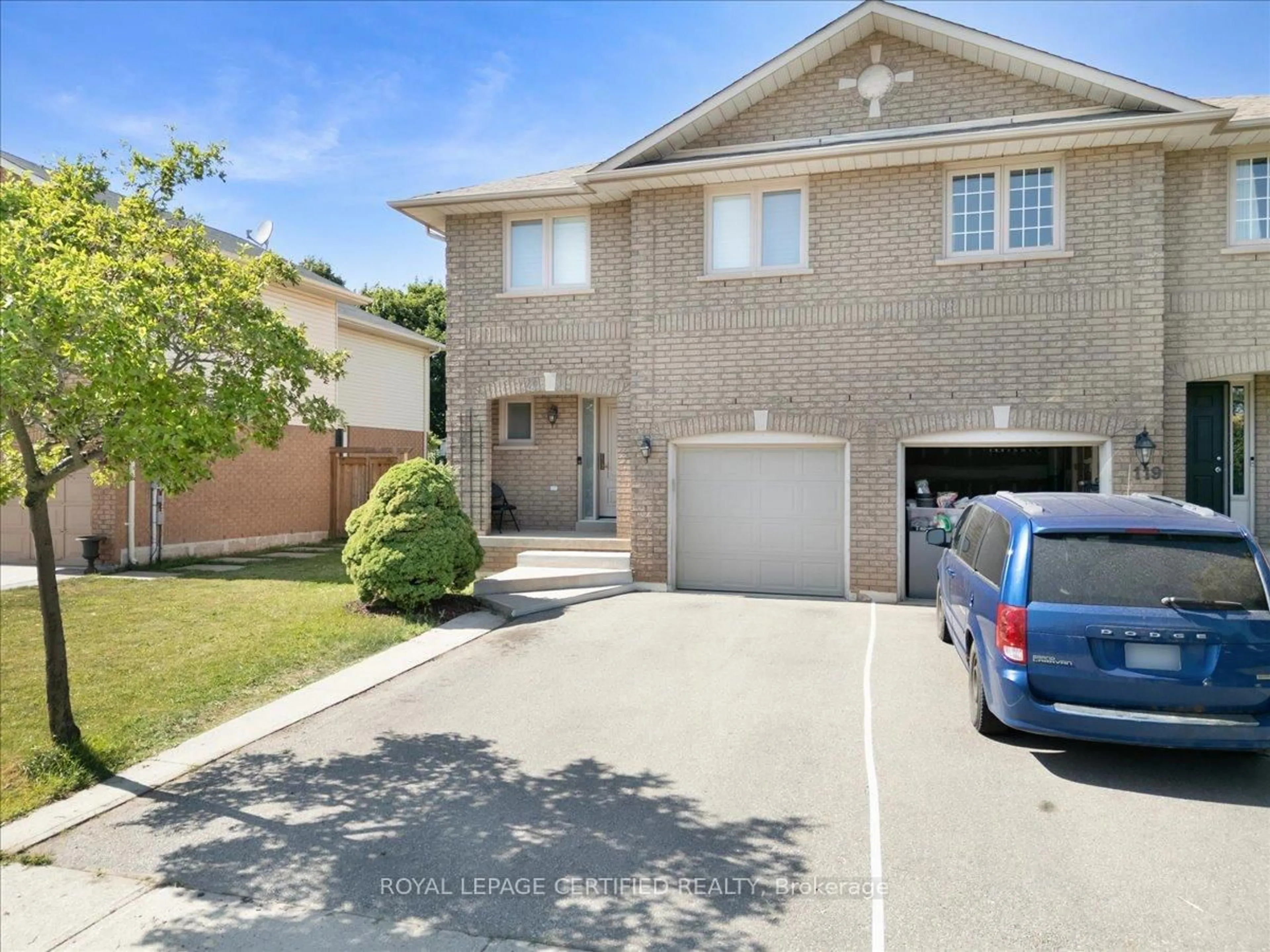Unknown for 121 Genesee Dr, Oakville Ontario L6H 5Z3