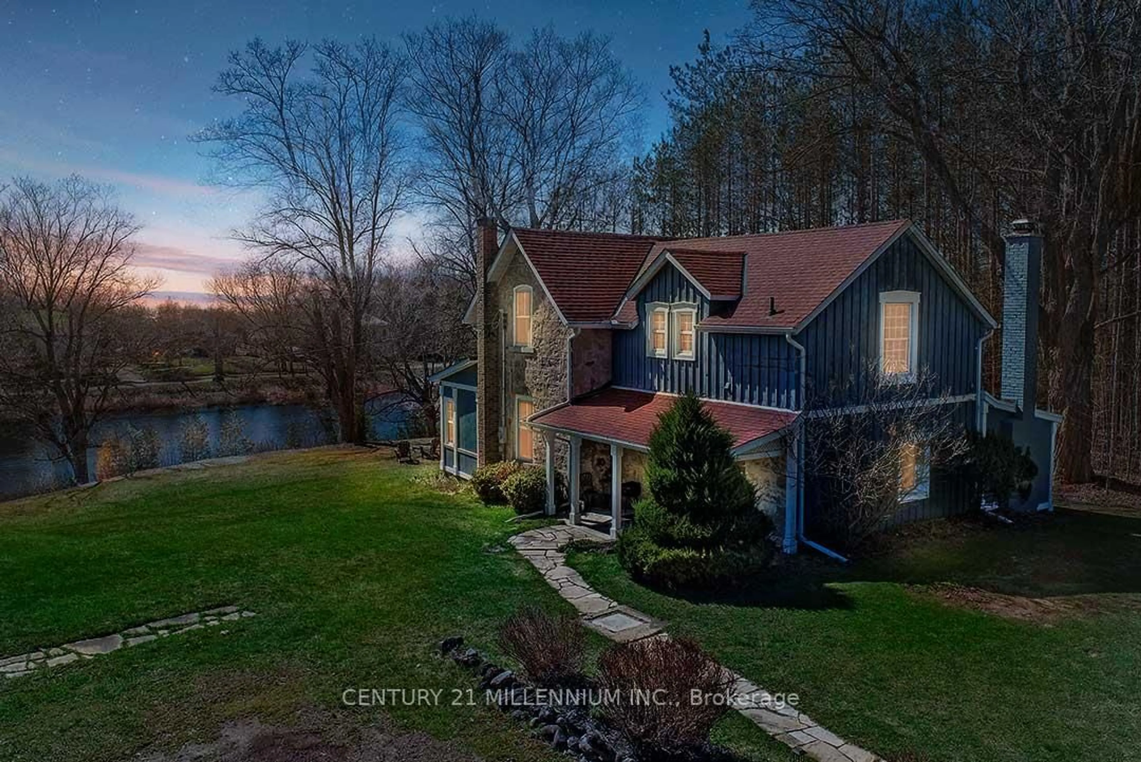 A pic from outside/outdoor area/front of a property/back of a property/a pic from drone, water/lake/river/ocean view for 1380 Queen St, Caledon Ontario L7K 0C3