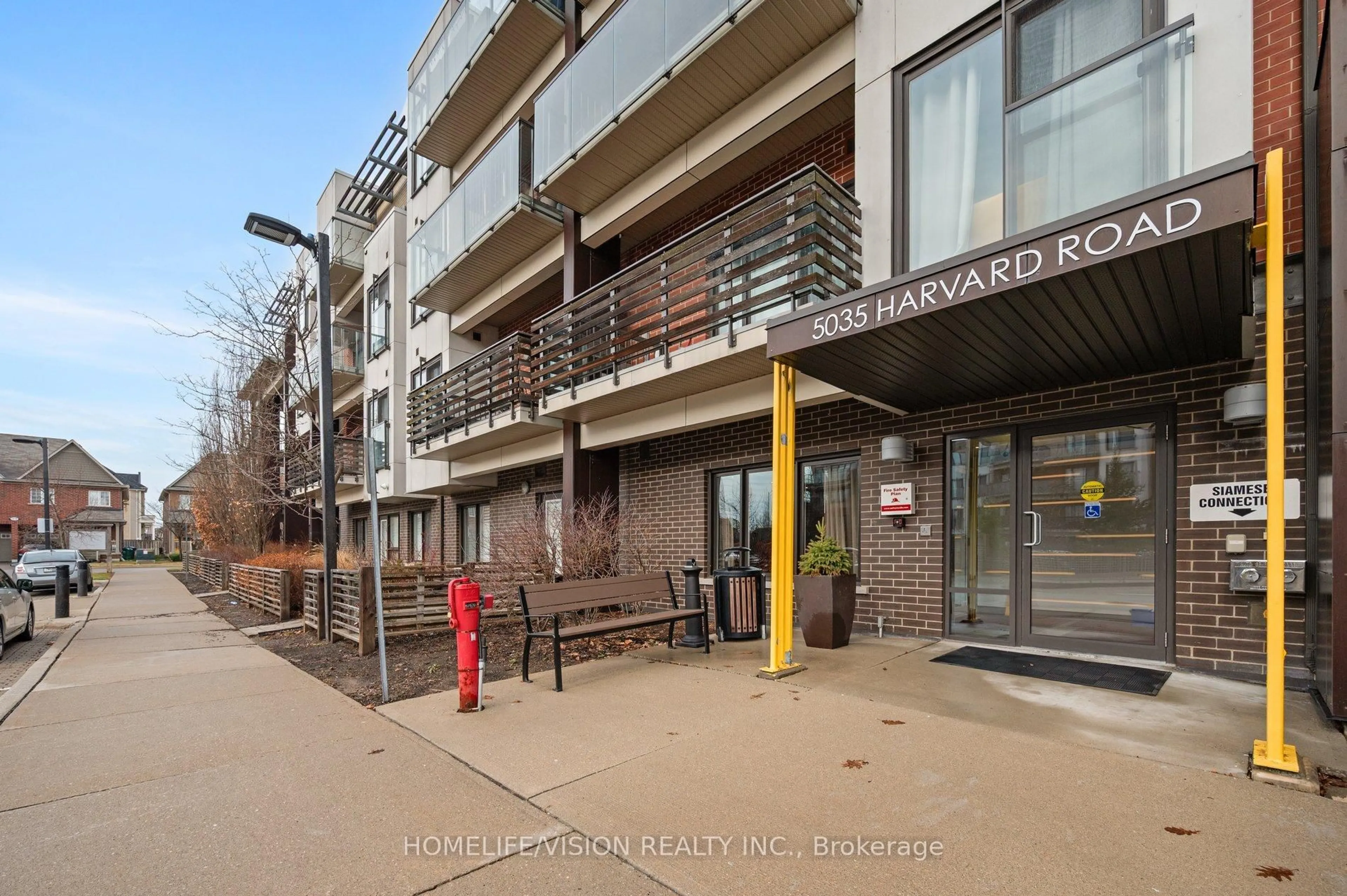 Unknown for 5035 Harvard Rd #115, Mississauga Ontario L5M 0W7