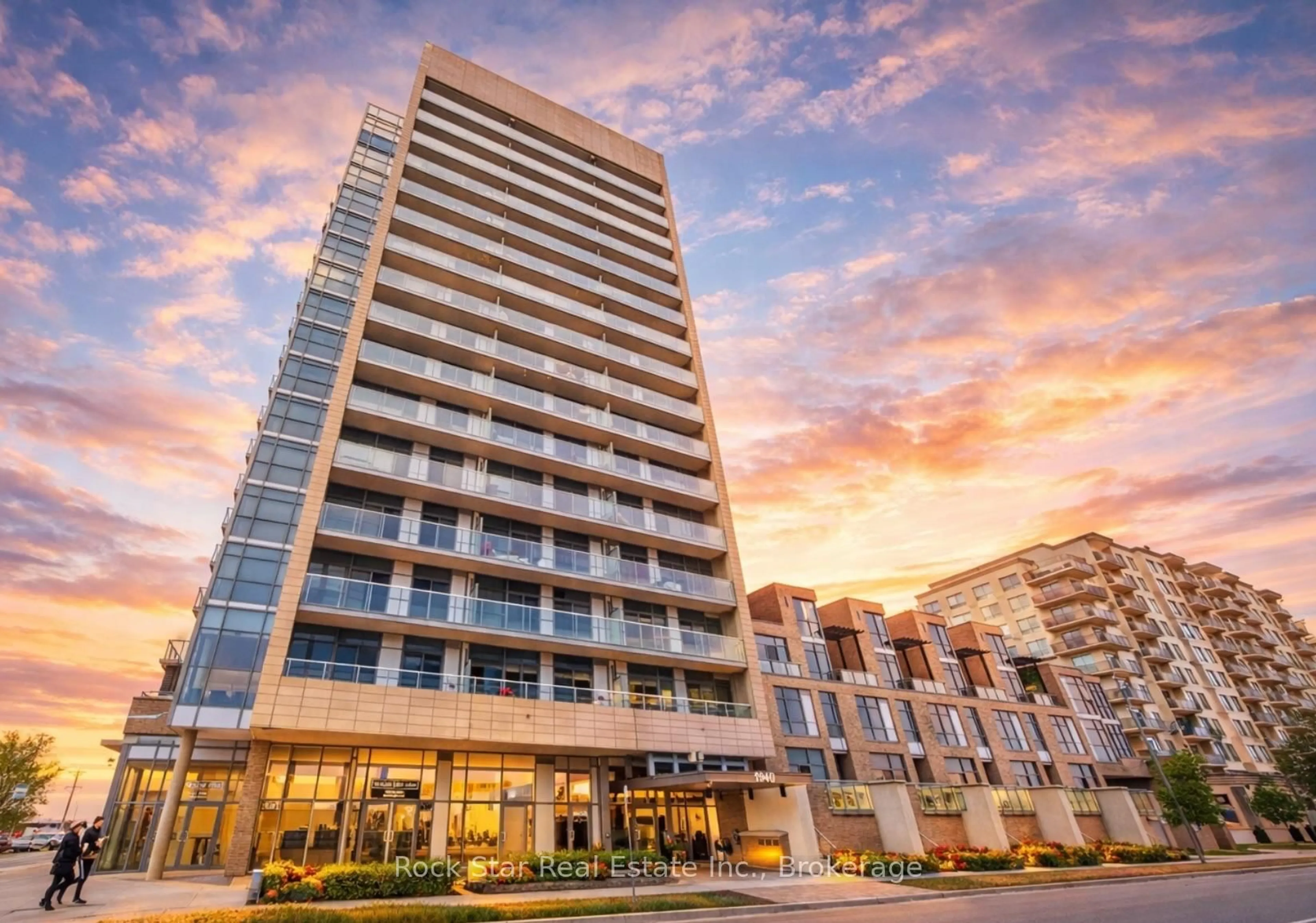 Patio, building for 1940 Ironstone Dr #227, Burlington Ontario L7L 0E4