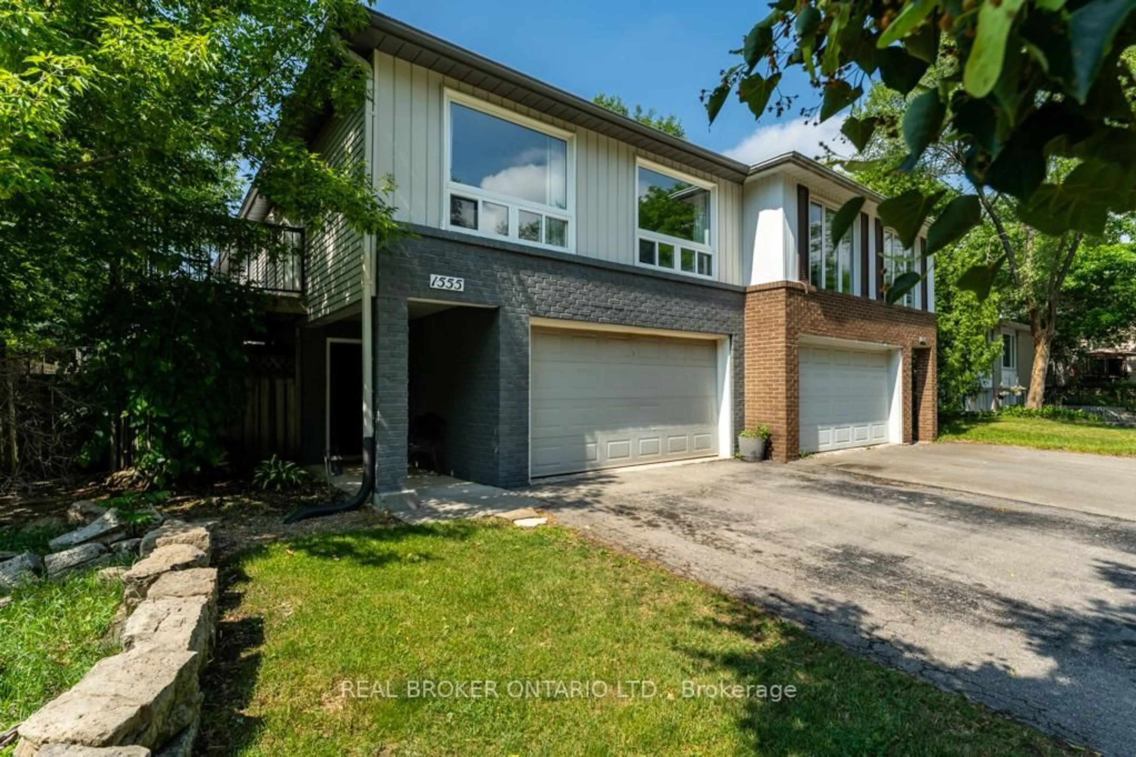 Unknown for 1555 Newlands Cres, Burlington Ontario L7M 1P1