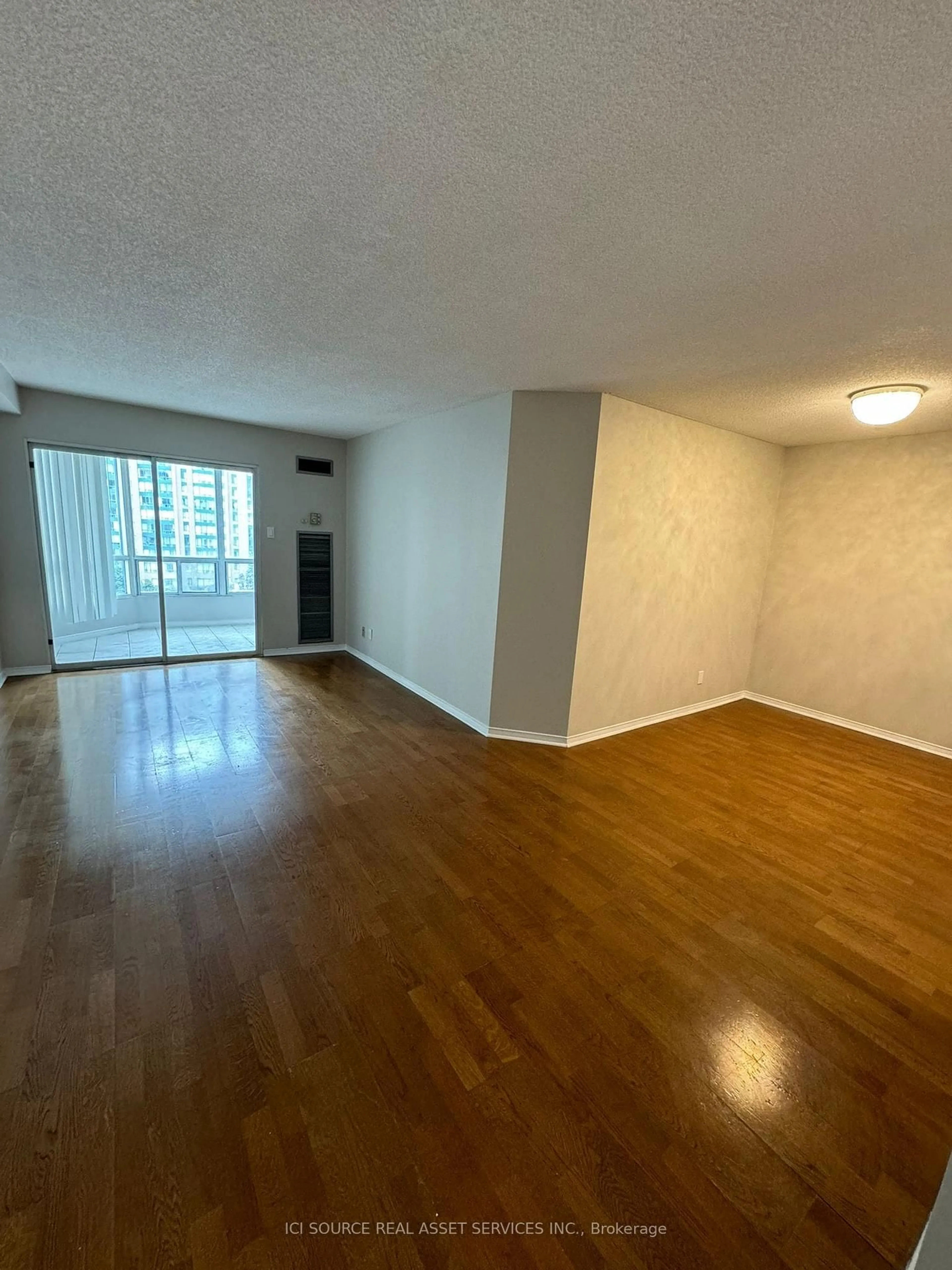 A pic of a room for 115 Hillcrest Ave #610, Mississauga Ontario L5B 3Y9