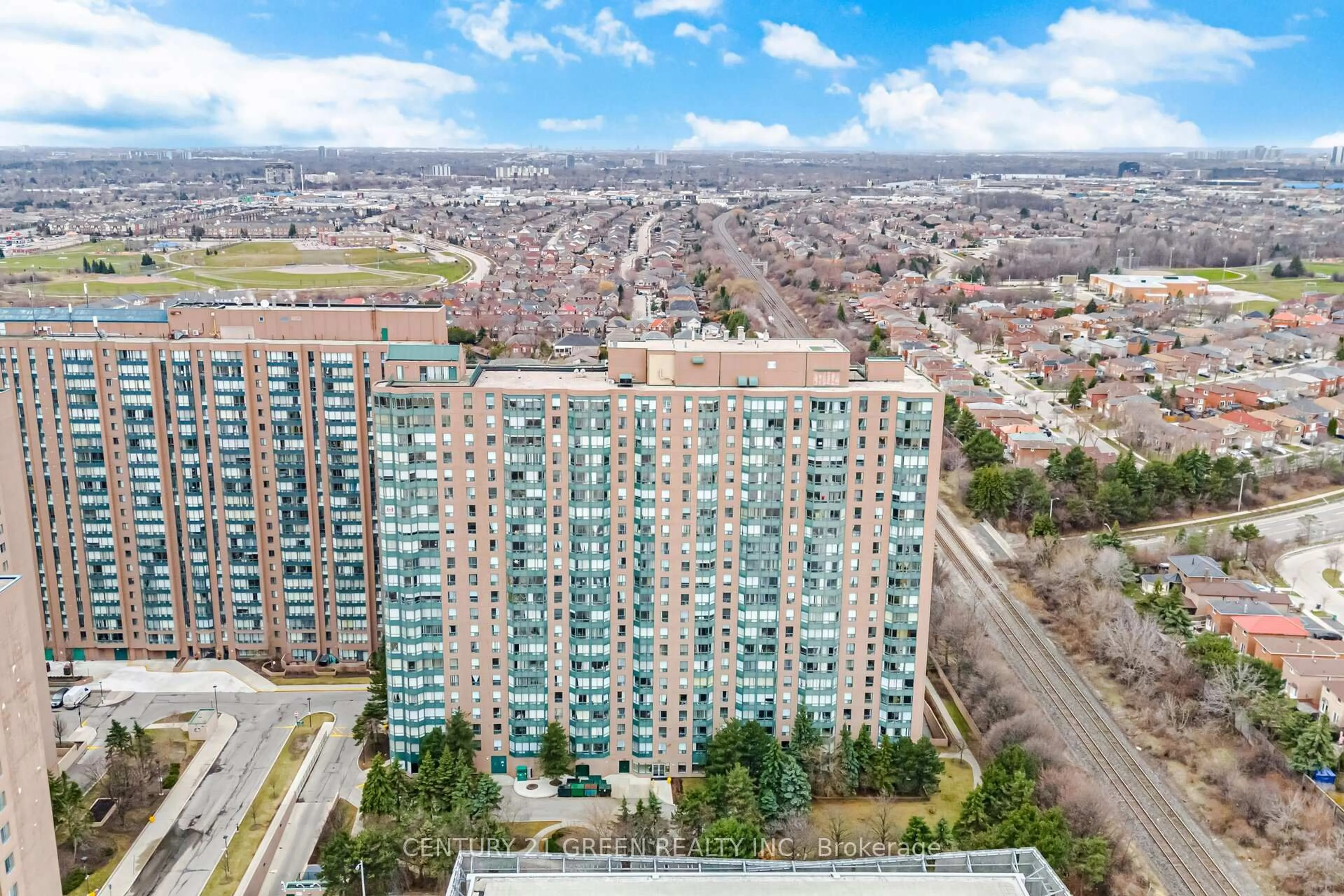 A pic from outside/outdoor area/front of a property/back of a property/a pic from drone, city buildings view from balcony for 135 Hillcrest Ave #203, Mississauga Ontario L5B 4B1