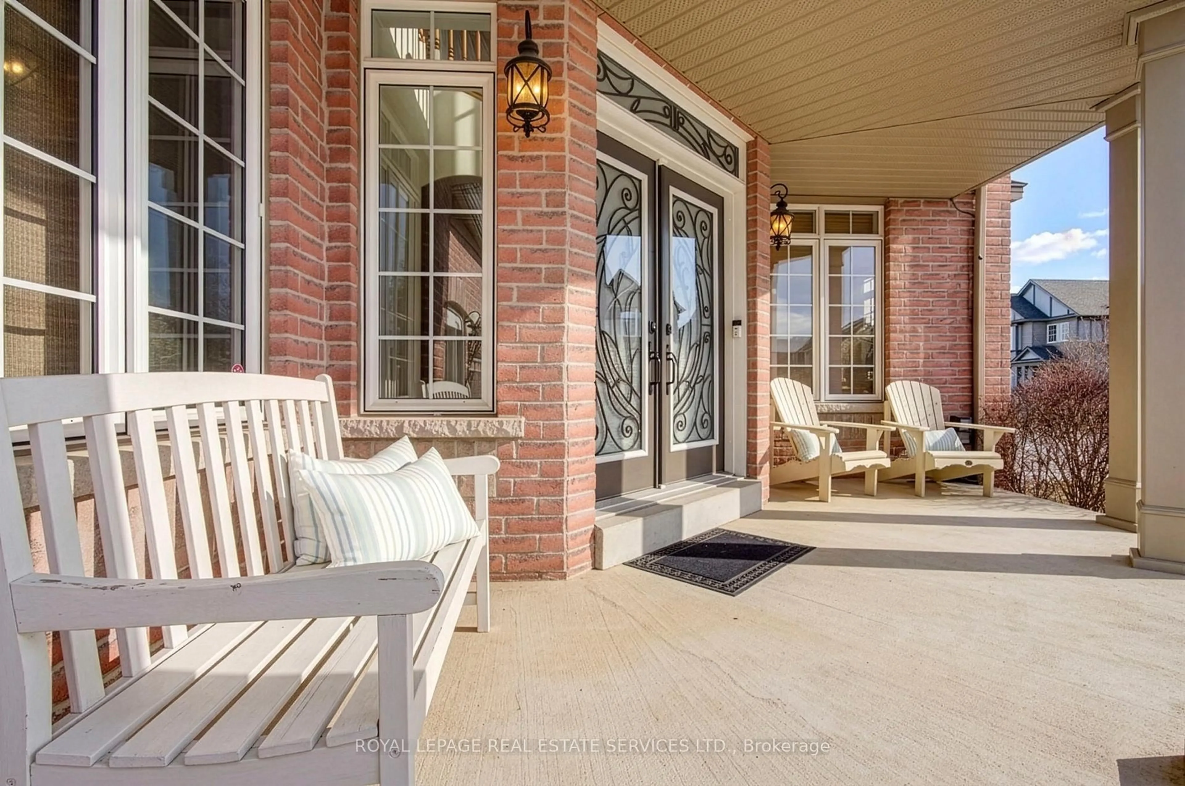 Patio, water/lake/river/ocean view for 2219 Wuthering Heights Way, Oakville Ontario L6M 0A3