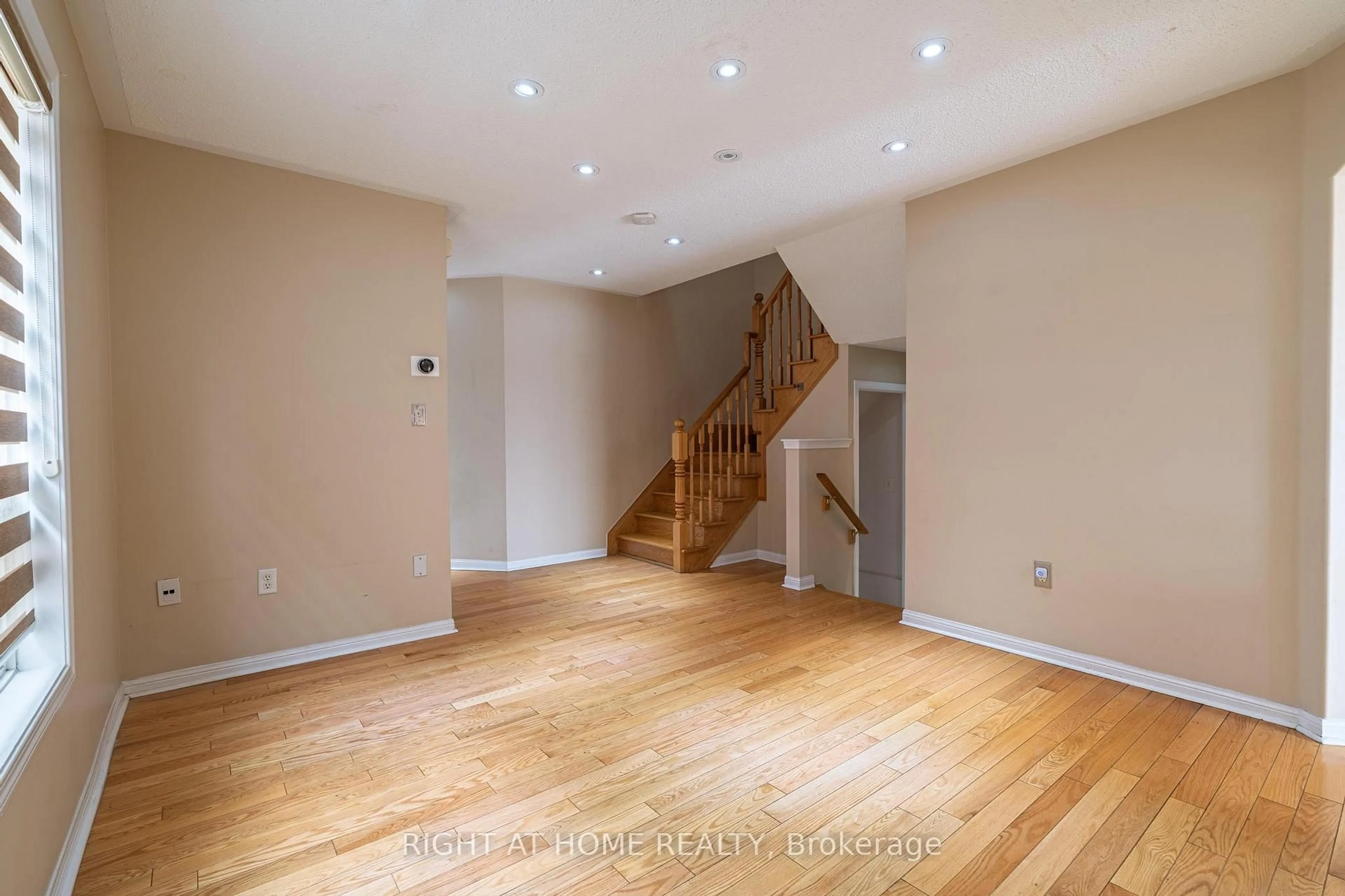 A pic of a room for 71 Herdwick St, Brampton Ontario L6S 6L6