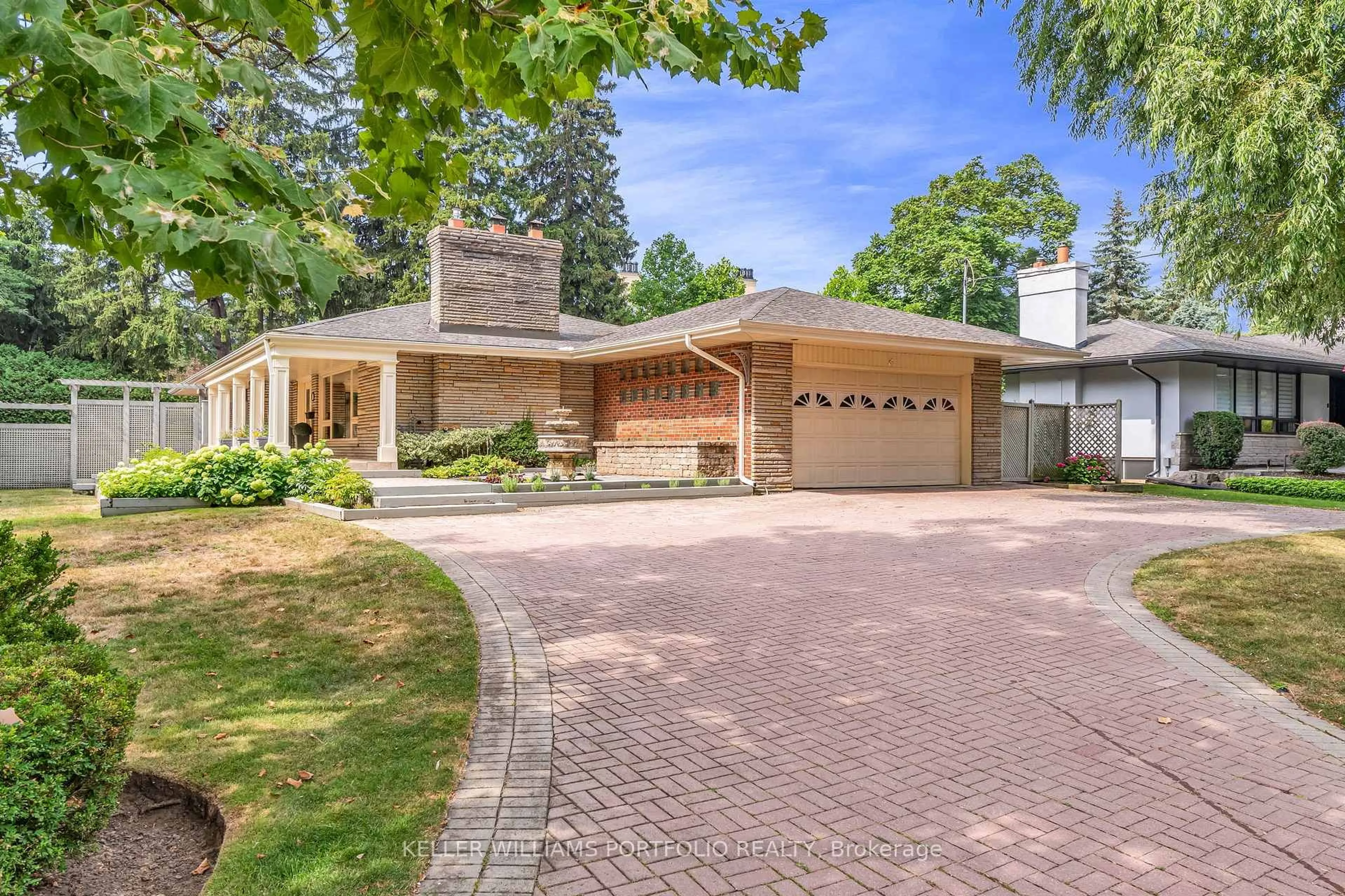 Home with brick exterior material, street for 1123 Lakeshore Rd, Oakville Ontario L6J 1K9