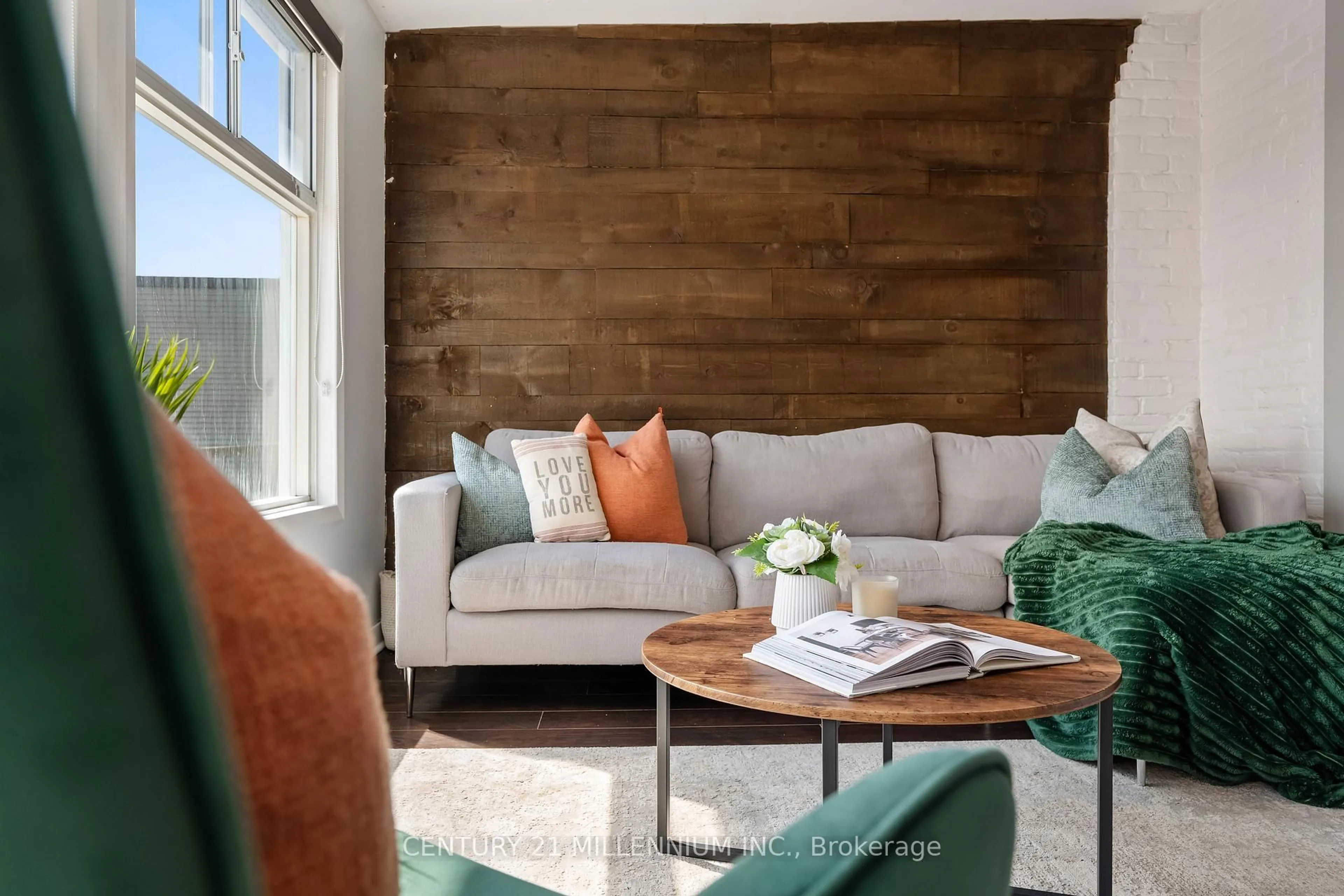 Living room with furniture, wood/laminate floor for 166 Broadway Ave #5, Orangeville Ontario L9W 1K3