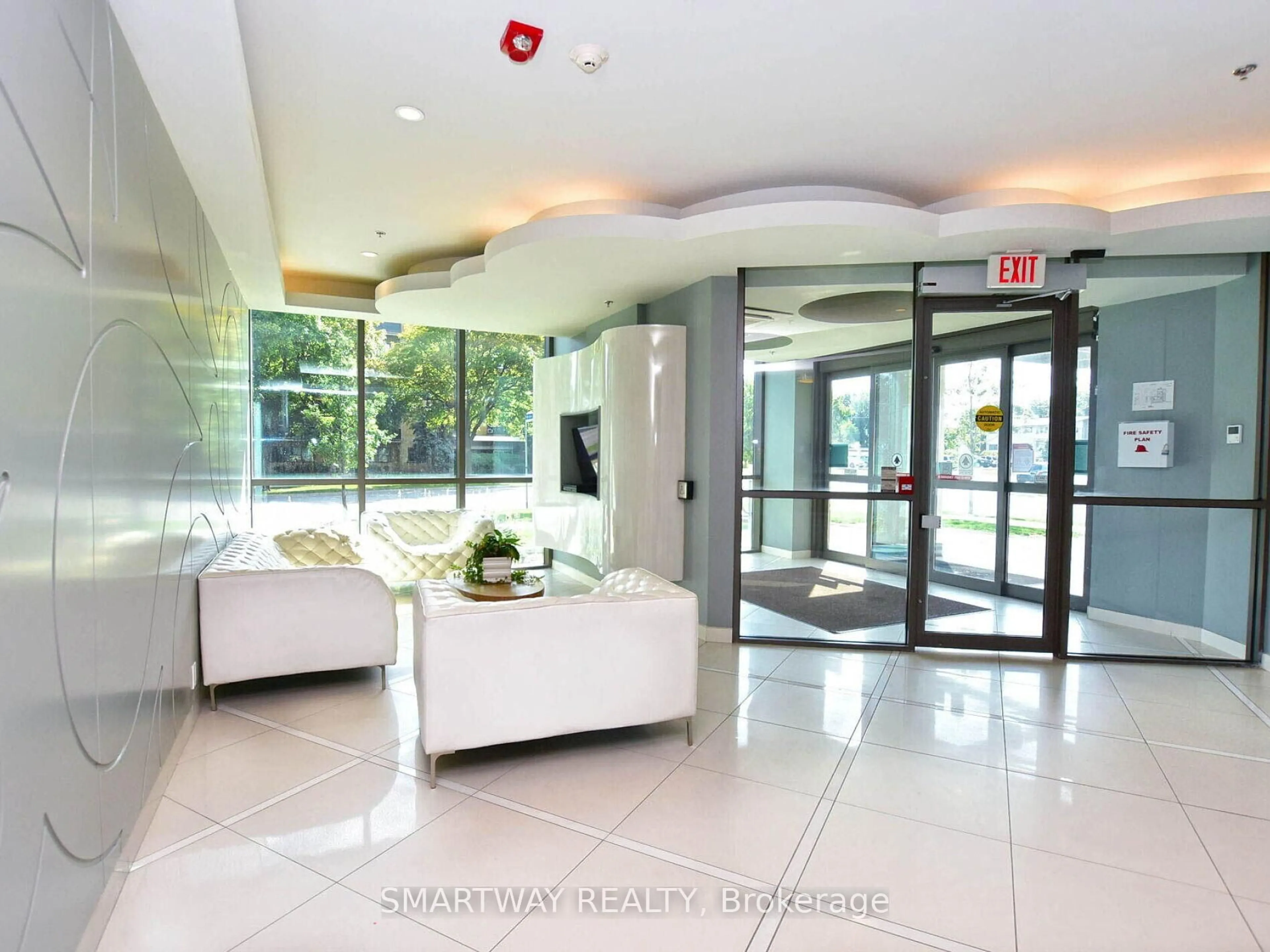 Indoor foyer for 80 Esther Lorrie Dr #203, Toronto Ontario M9W 0C6