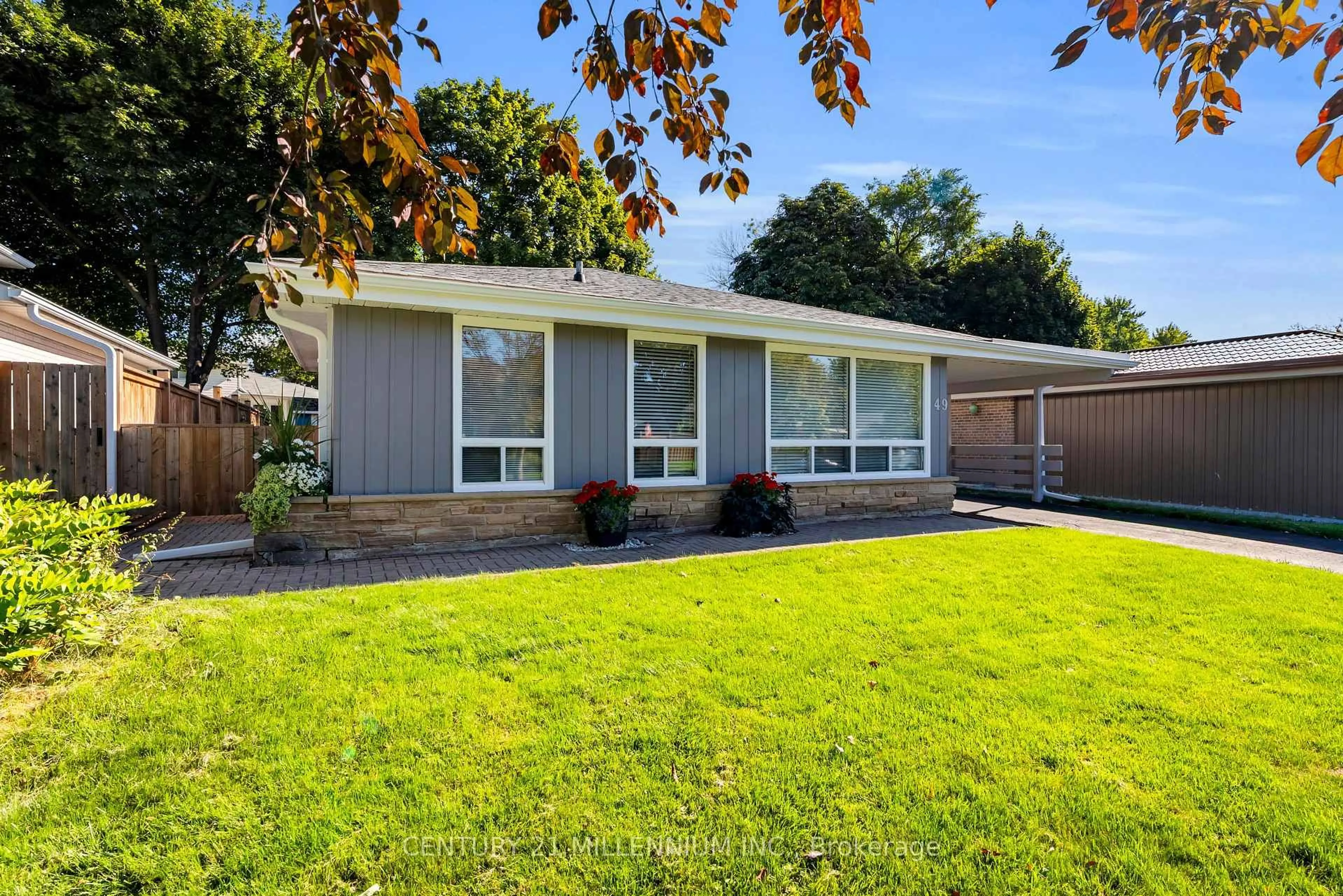 Home with vinyl exterior material, street for 49 Harper Rd, Brampton Ontario L6W 2W7