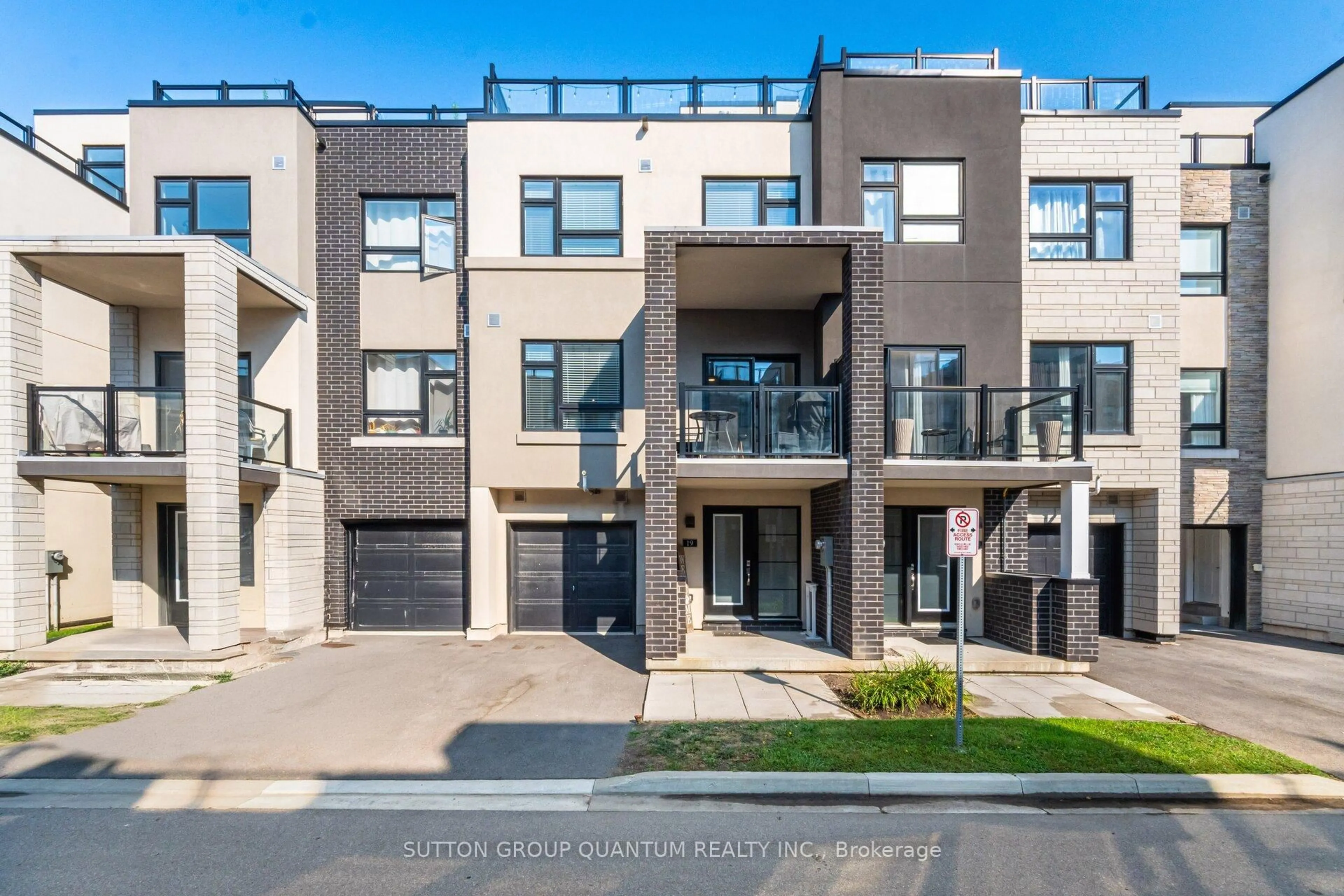 Unknown for 1121 Cooke Blvd #19, Burlington Ontario L7T 0C4