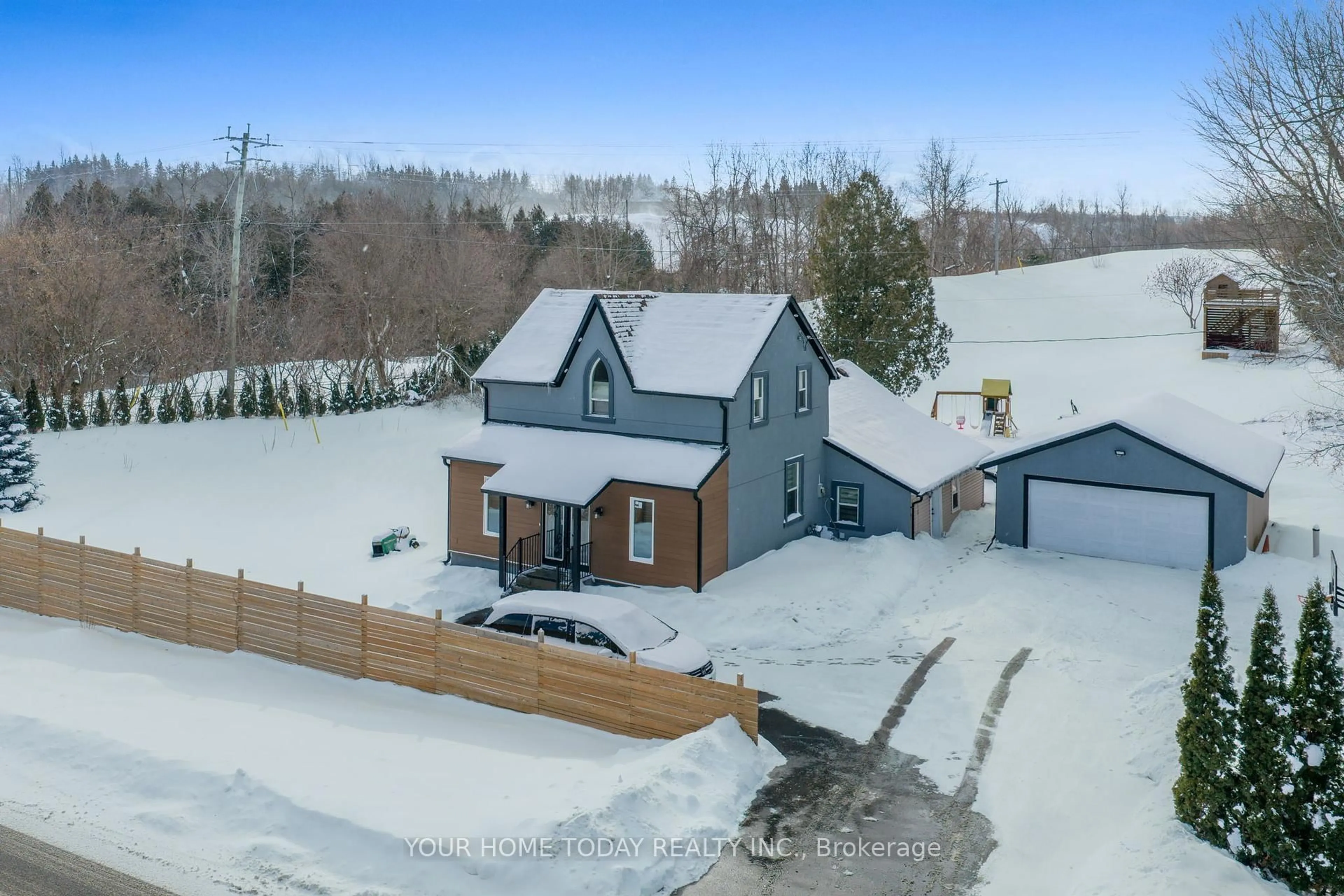 A pic from outside/outdoor area/front of a property/back of a property/a pic from drone, unknown for 12598 Fourth Line, Halton Hills Ontario L7J 2M1