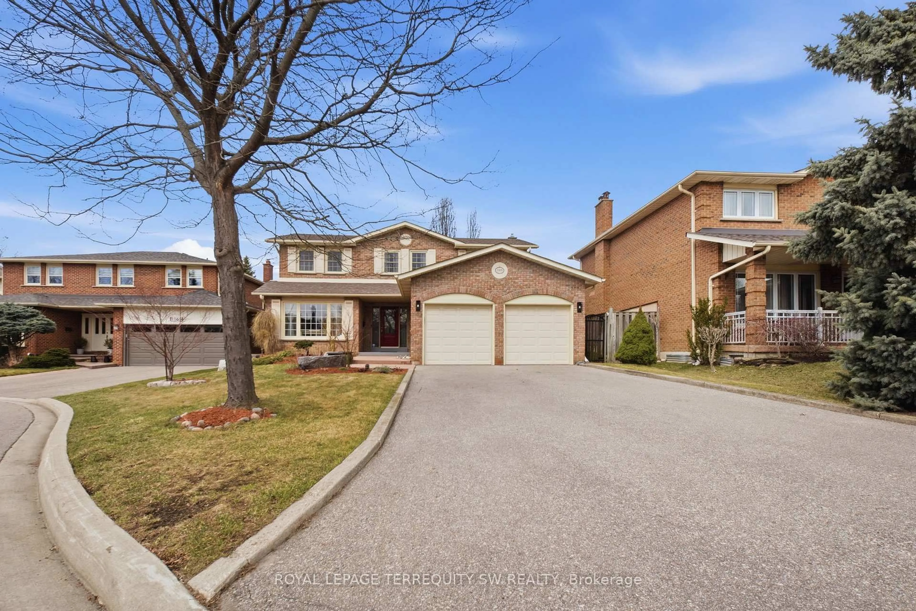 Home with brick exterior material, street for 1169 Carlo Crt, Mississauga Ontario L4W 3N6
