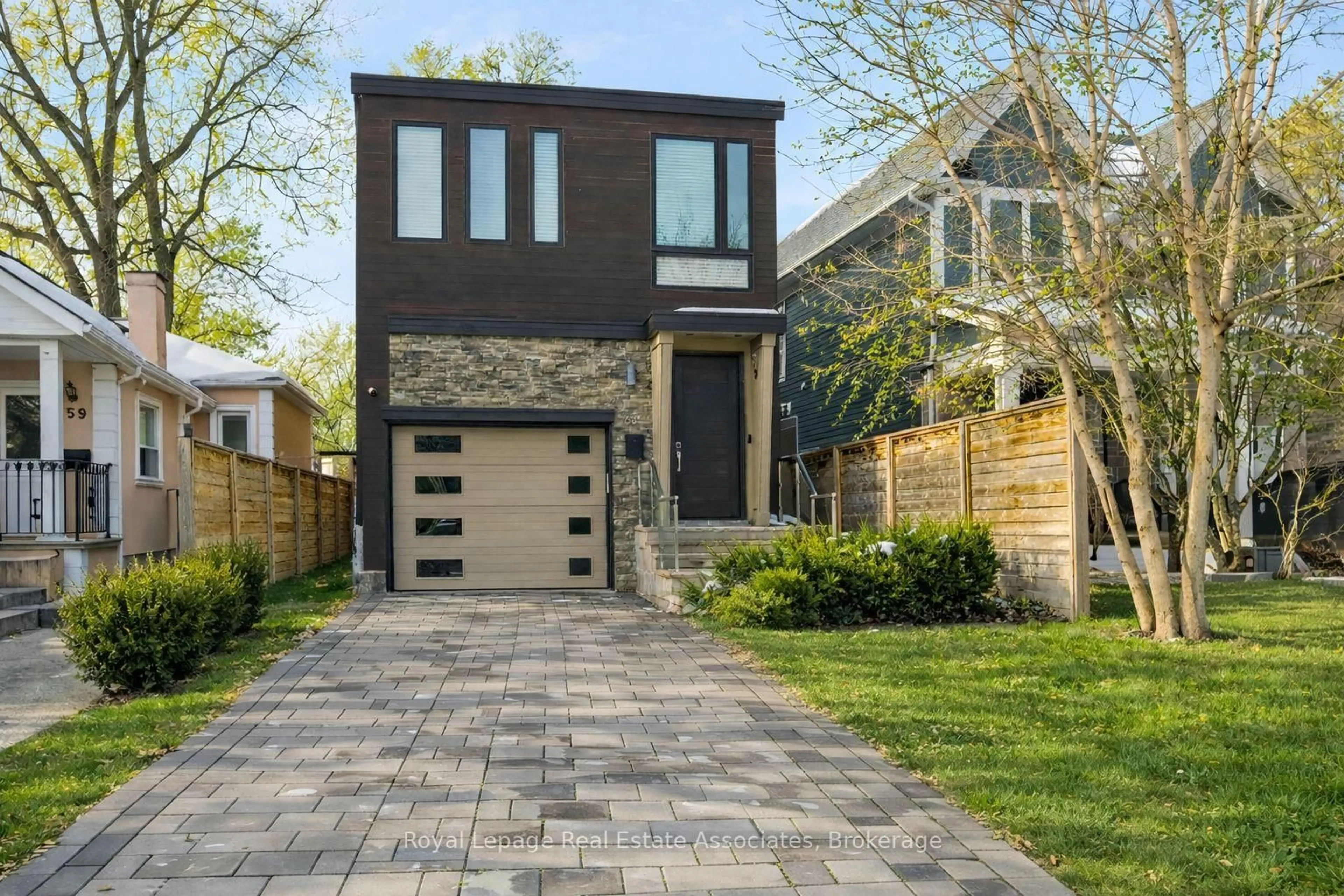 Home with brick exterior material, street for 63 Troy St, Mississauga Ontario L5G 1S6