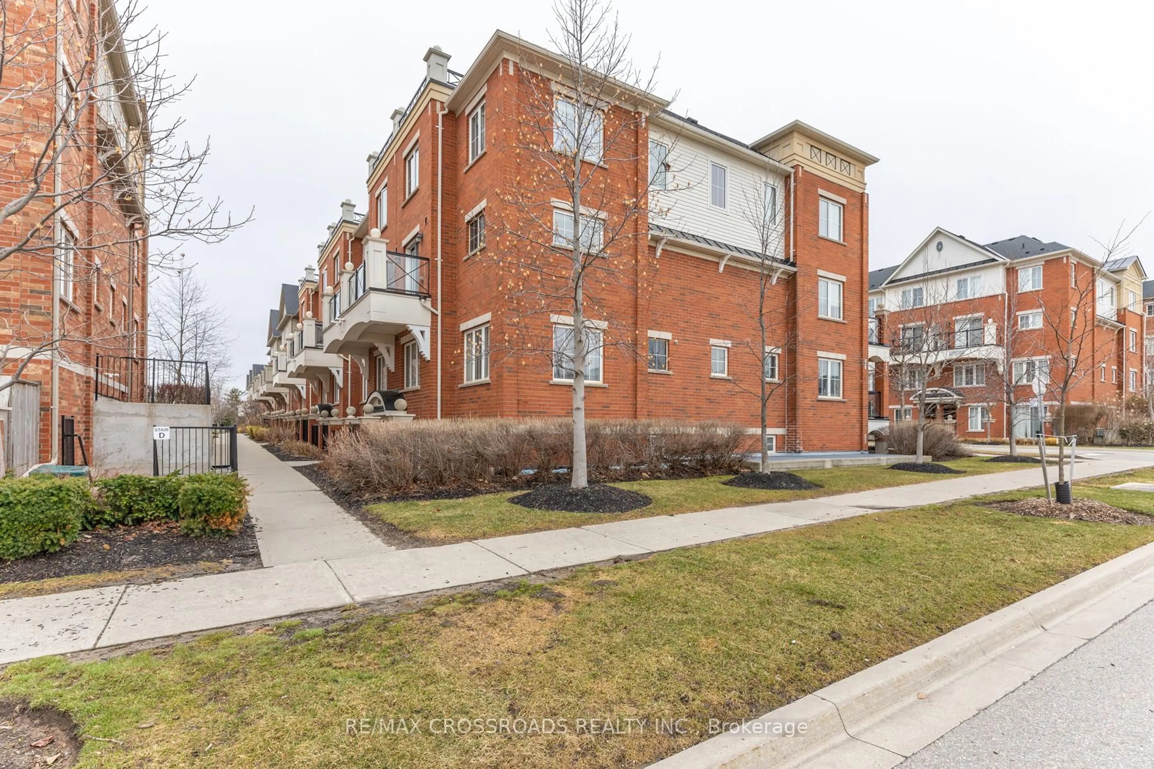 Unknown for 2460 Post Rd #16, Oakville Ontario L6H 0J2