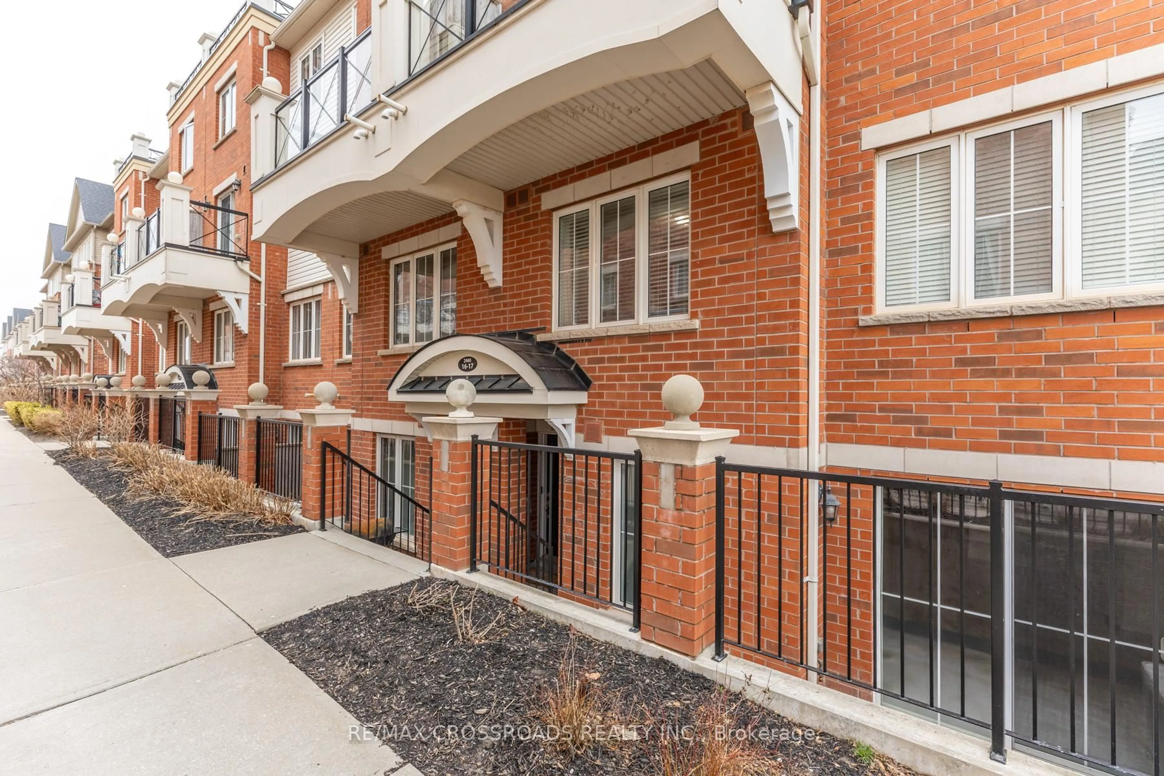 Unknown for 2460 Post Rd #16, Oakville Ontario L6H 0J2