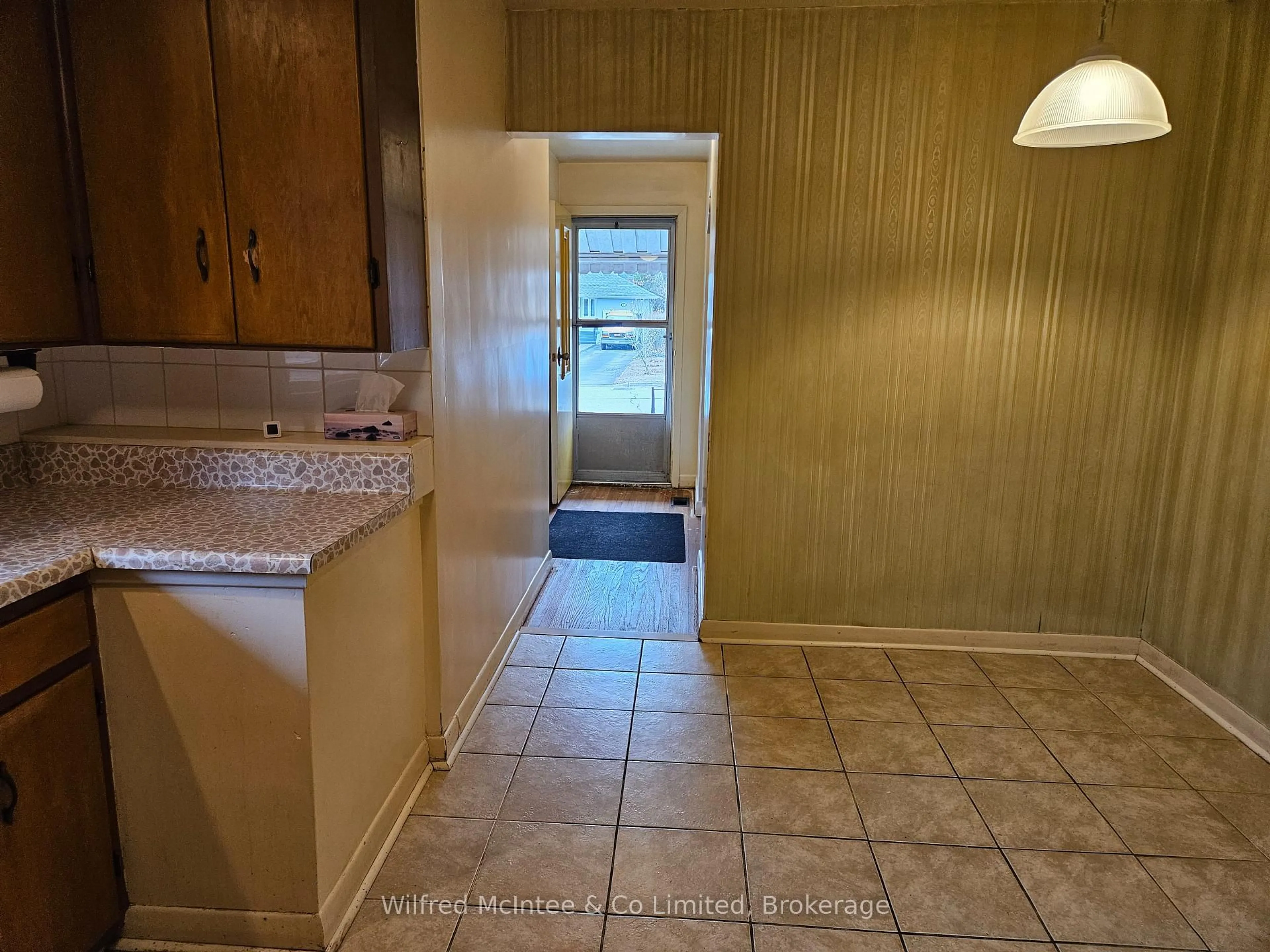 A pic of a room for 69 Haliburton Ave, Toronto Ontario M9B 4Y6