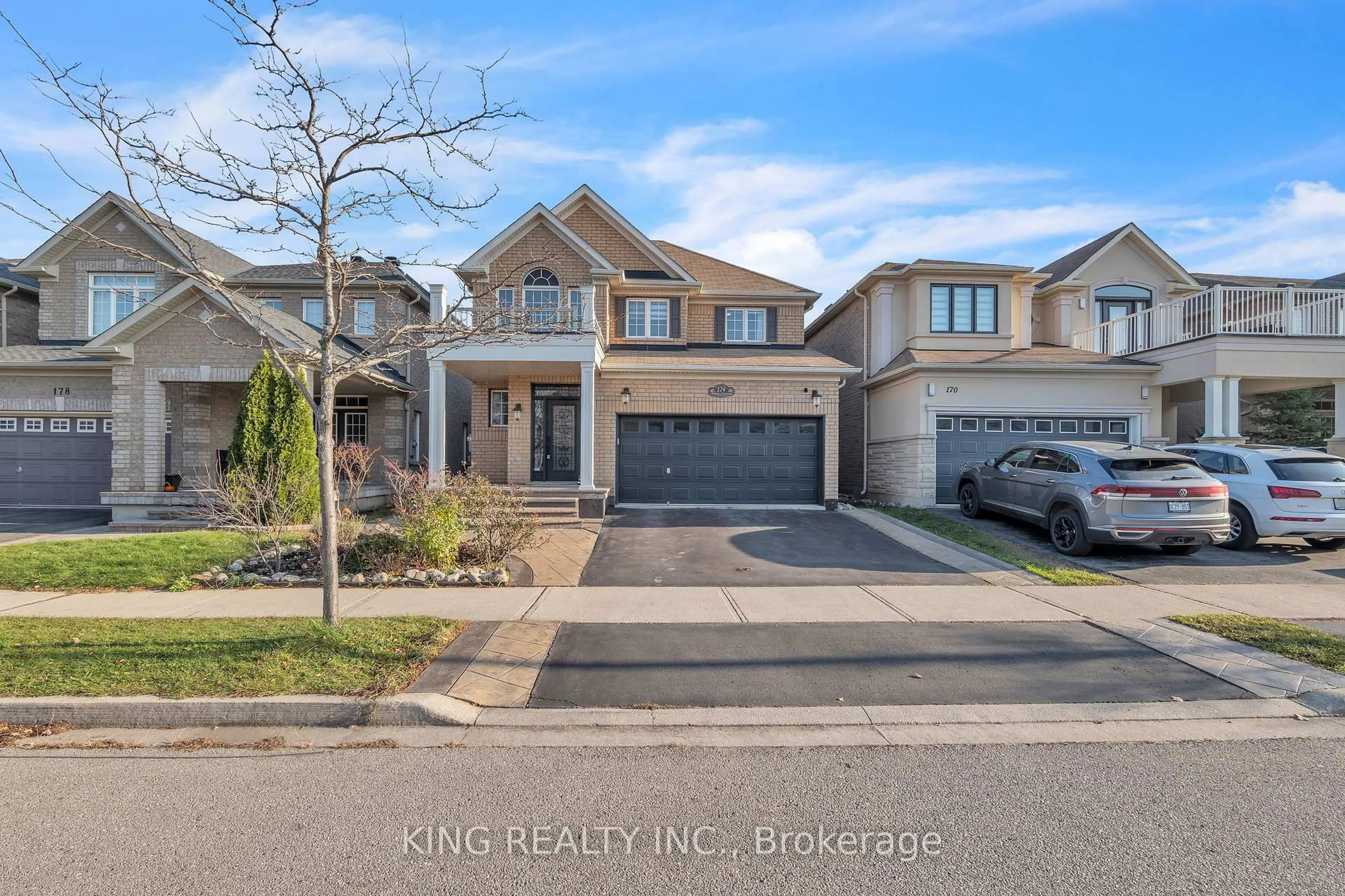 Unknown for 174 Minto Cres, Milton Ontario L9T 7P5