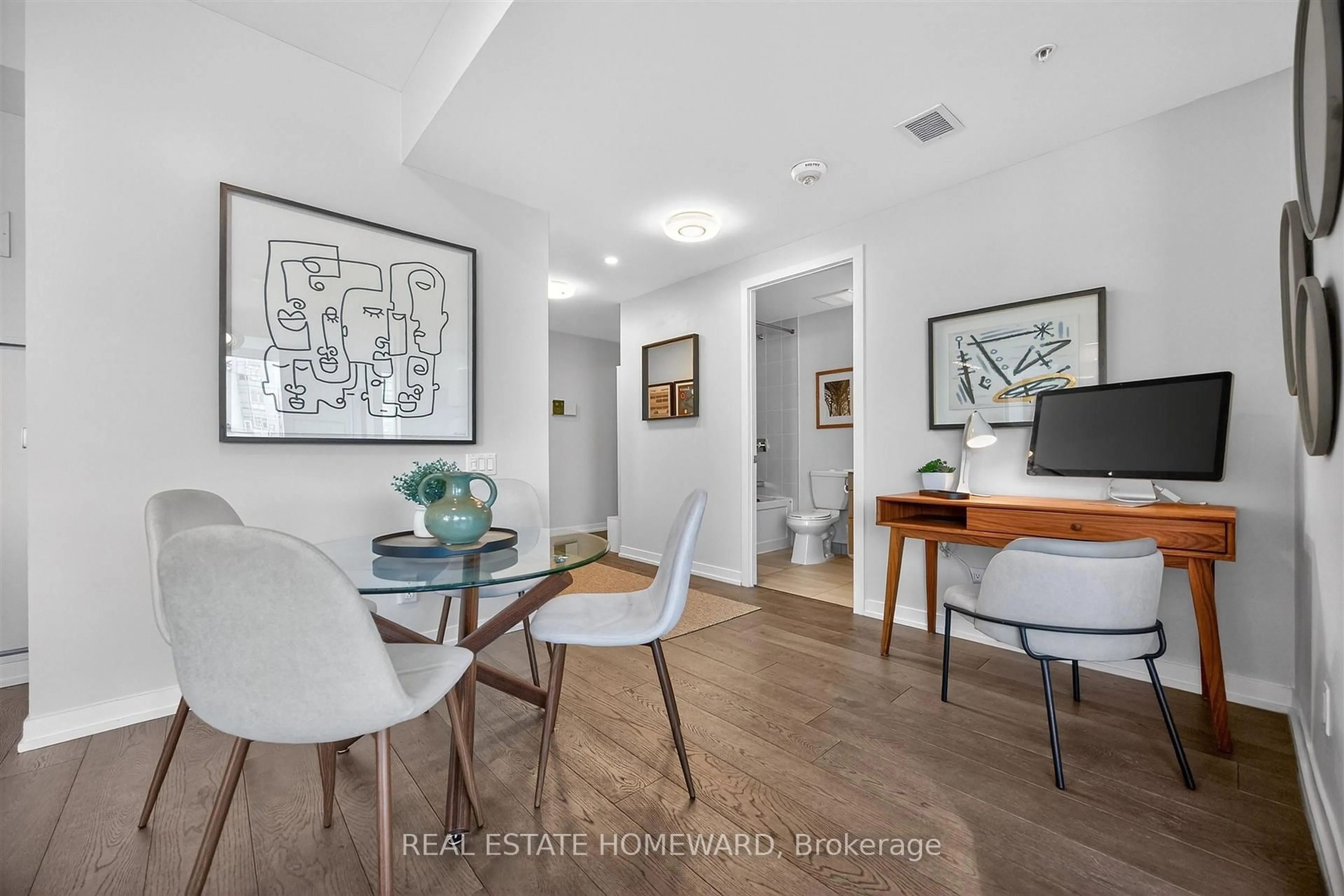 Unknown for 38 Howard Park Ave #623, Toronto Ontario M6R 0A7