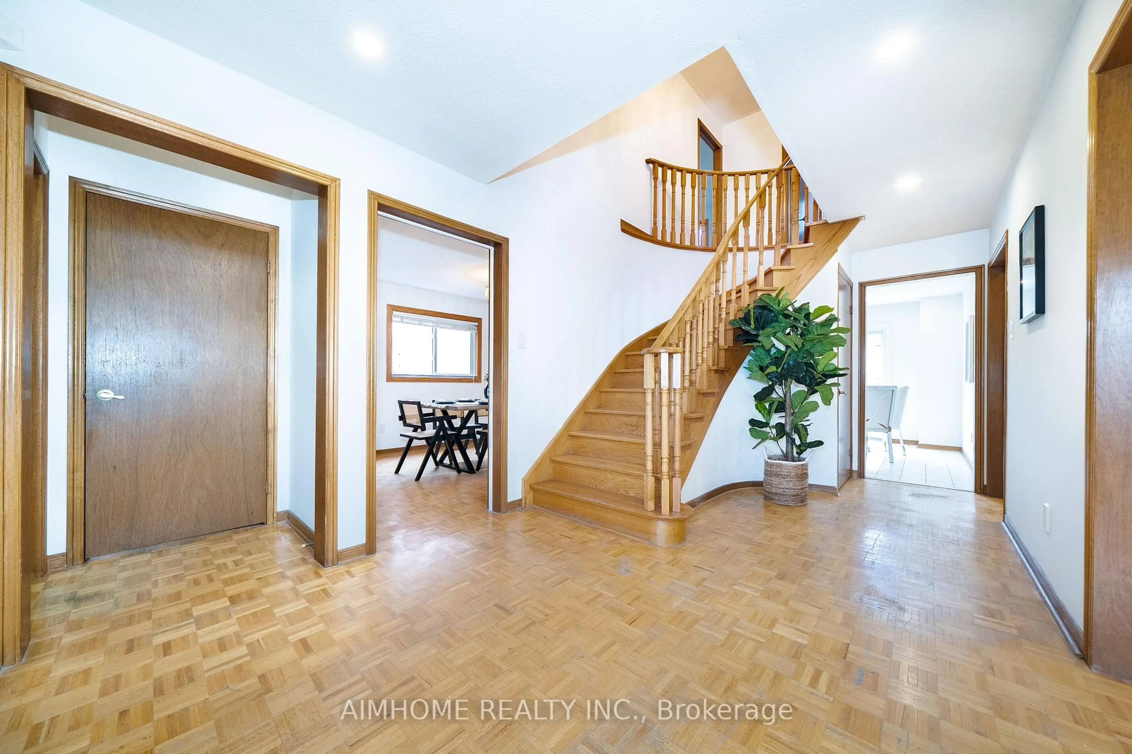 Unknown for 3499 Redmond Rd, Mississauga Ontario L5B 3T9