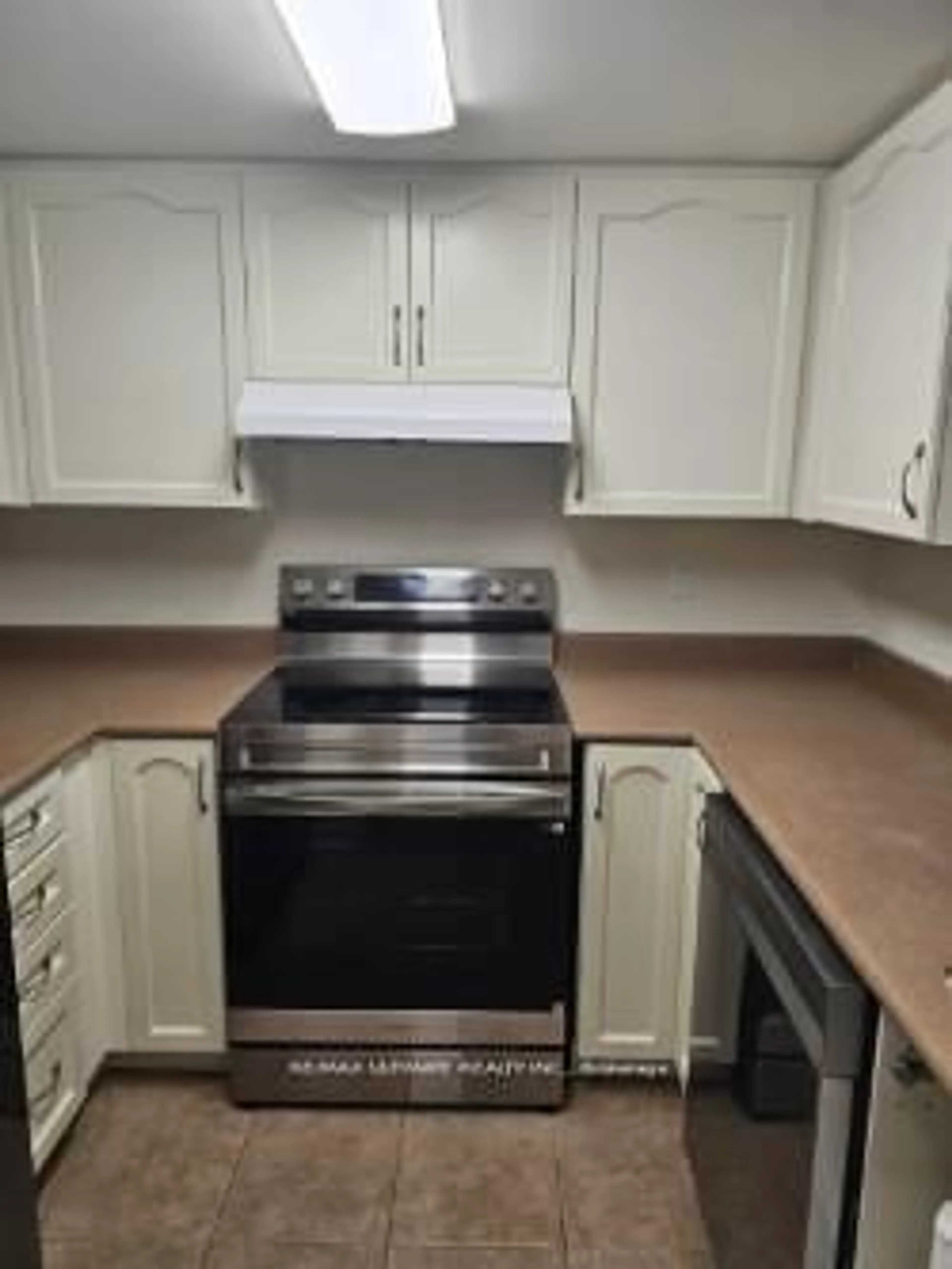 Standard kitchen, unknown for 95 George Appleton Way #2168, Toronto Ontario M3M 0A2