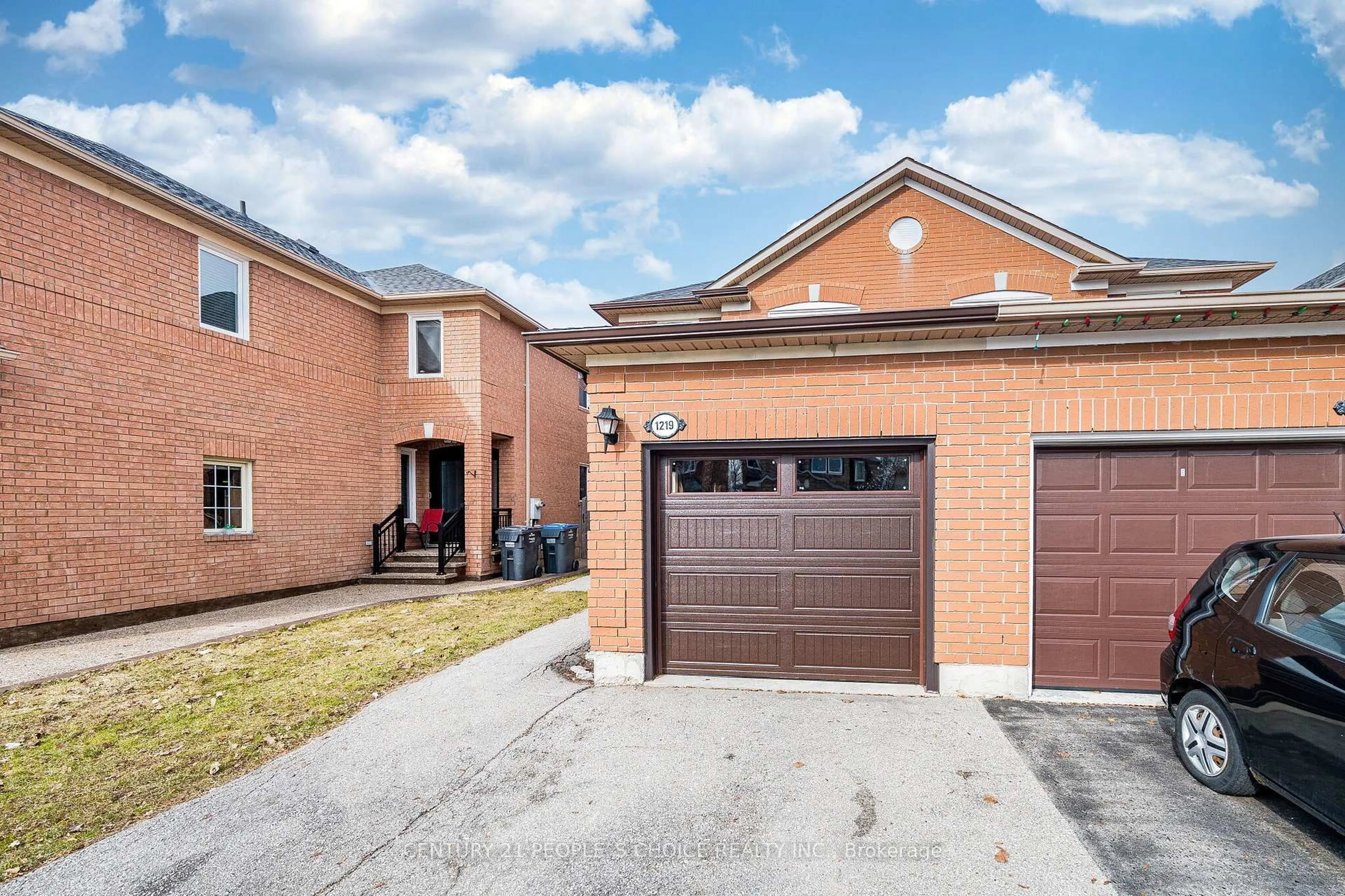 Home with brick exterior material, street for 1219 Quest Circ, Mississauga Ontario L5N 8B9