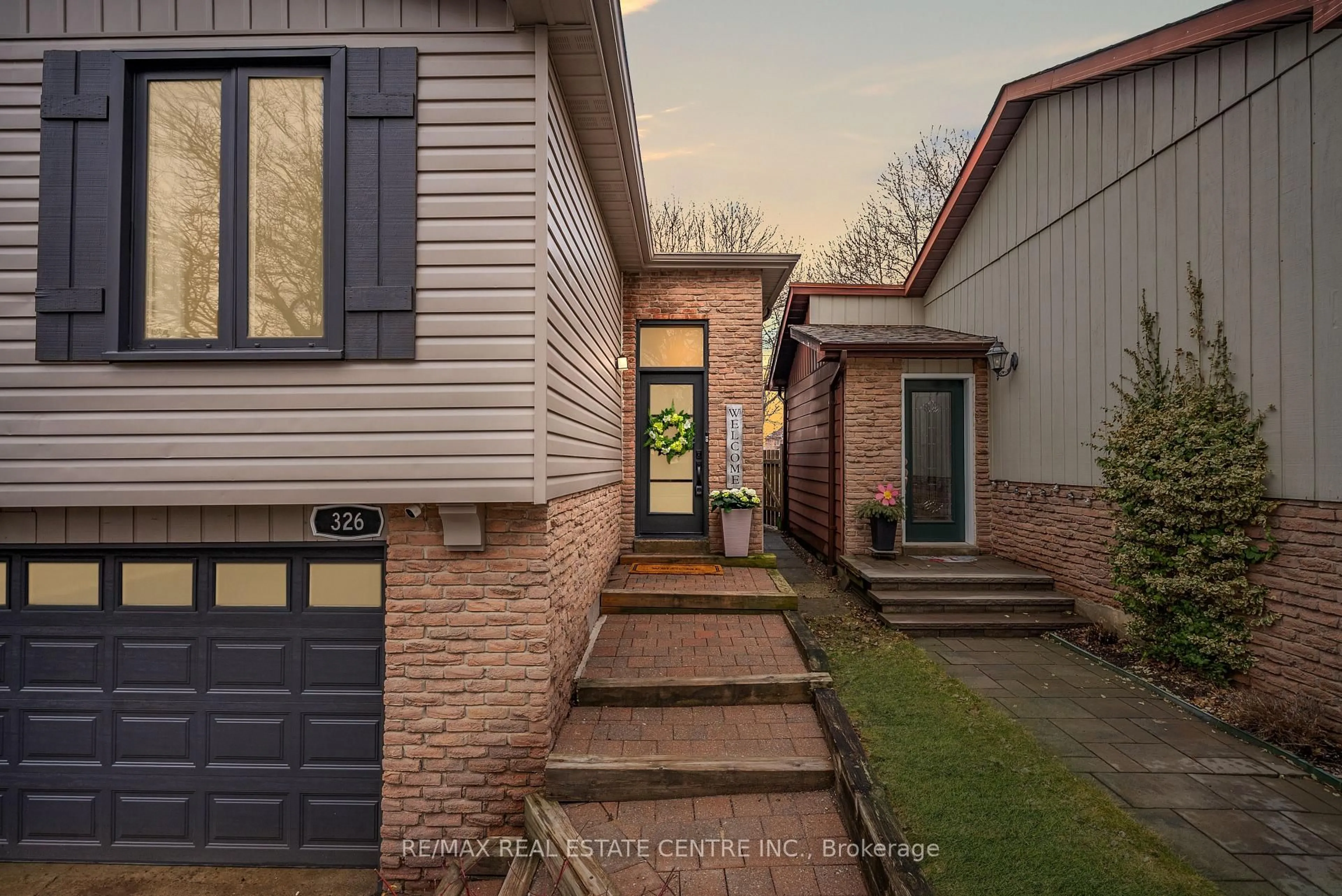 Home with brick exterior material, street for 326 Whitehead Cres, Caledon Ontario L7E 3Y5