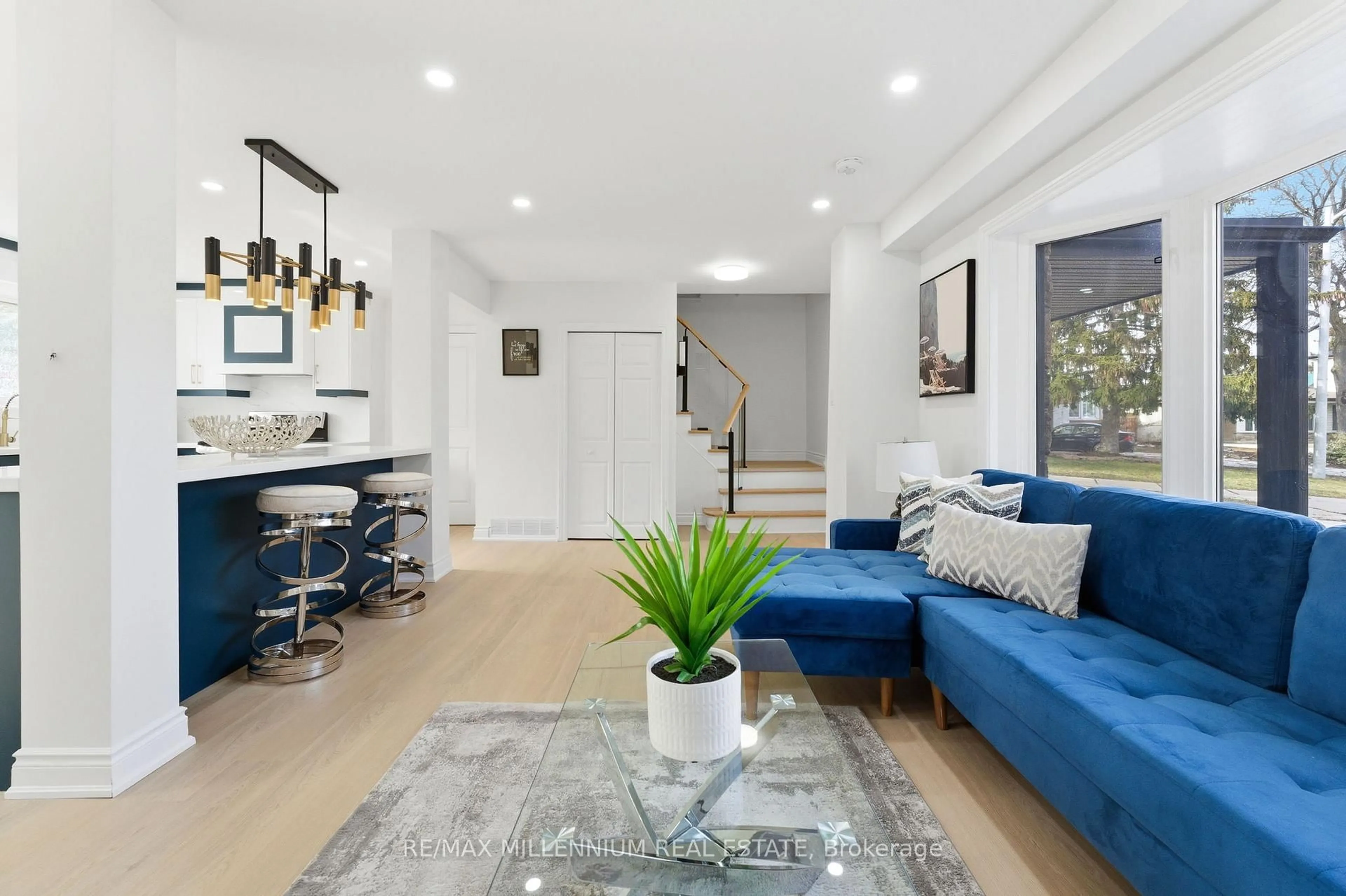 Unknown for 30 Allendale Rd, Brampton Ontario L6W 2Y8