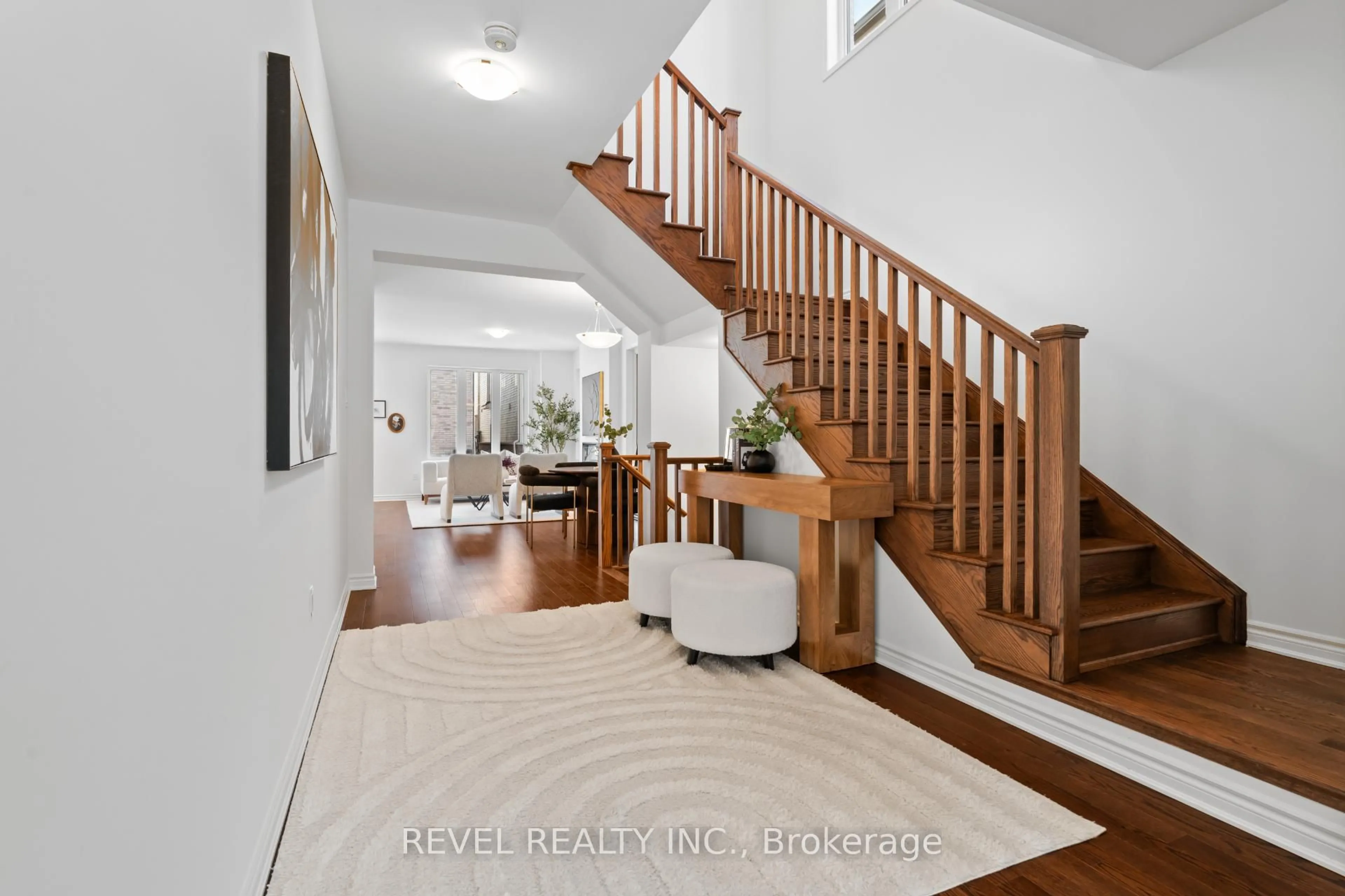 Unknown for 1367 Hearns Pl, Milton Ontario L9E 2J8