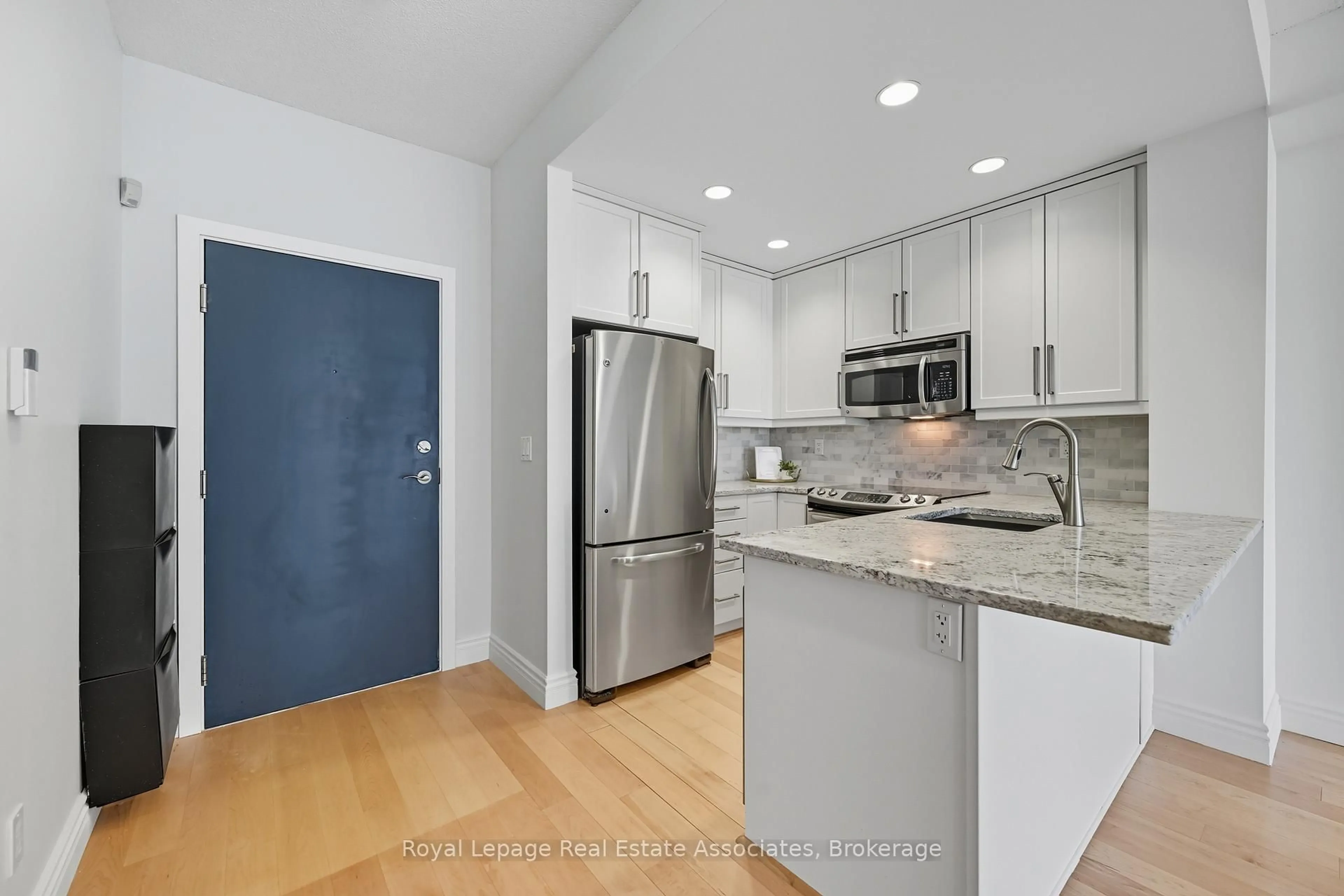 Unknown for 551 Maple Ave #1407, Burlington Ontario L7S 1M7