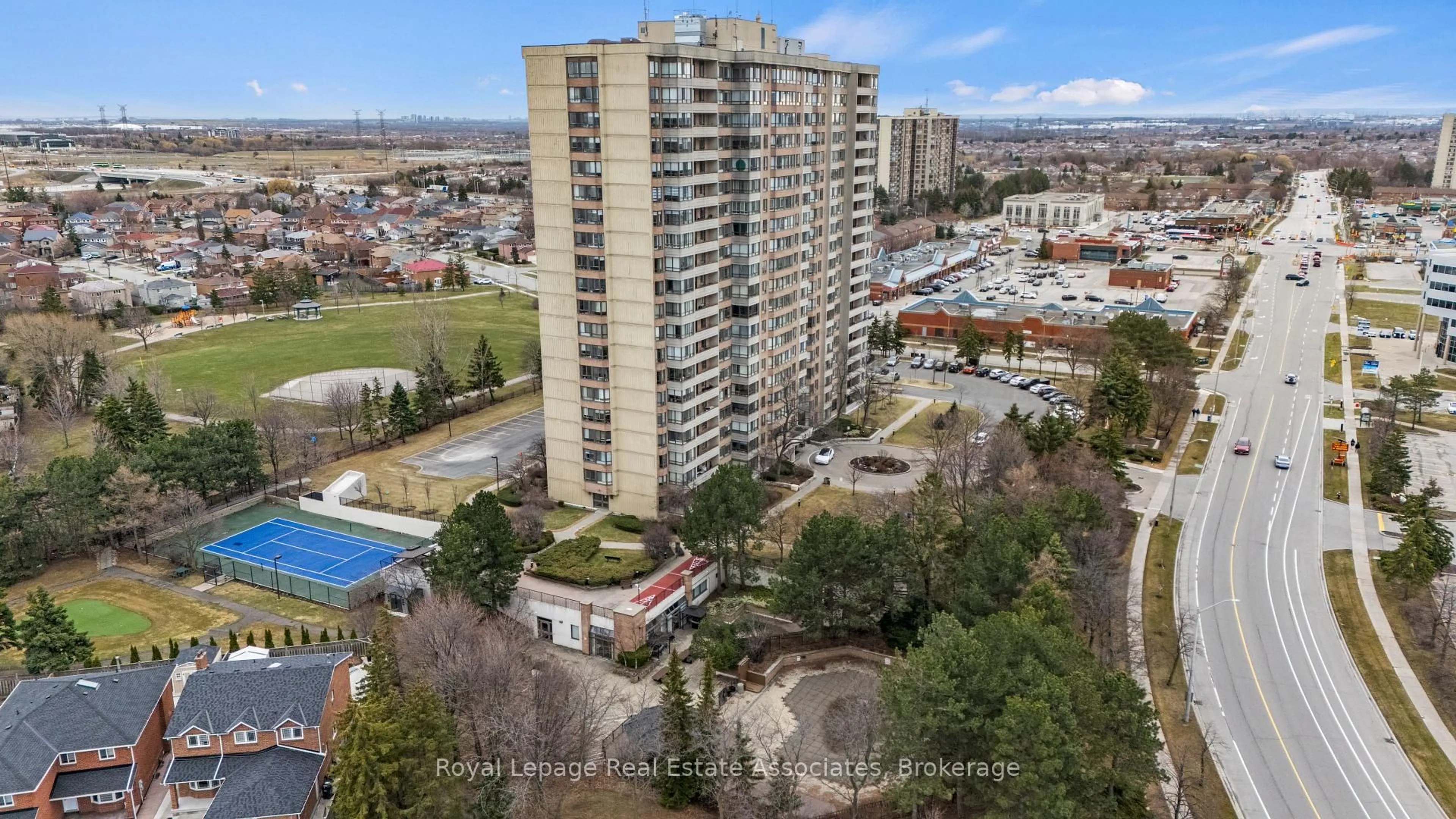 A pic from outside/outdoor area/front of a property/back of a property/a pic from drone, city buildings view from balcony for 100 County Court Blvd #1808, Brampton Ontario L6W 3X1