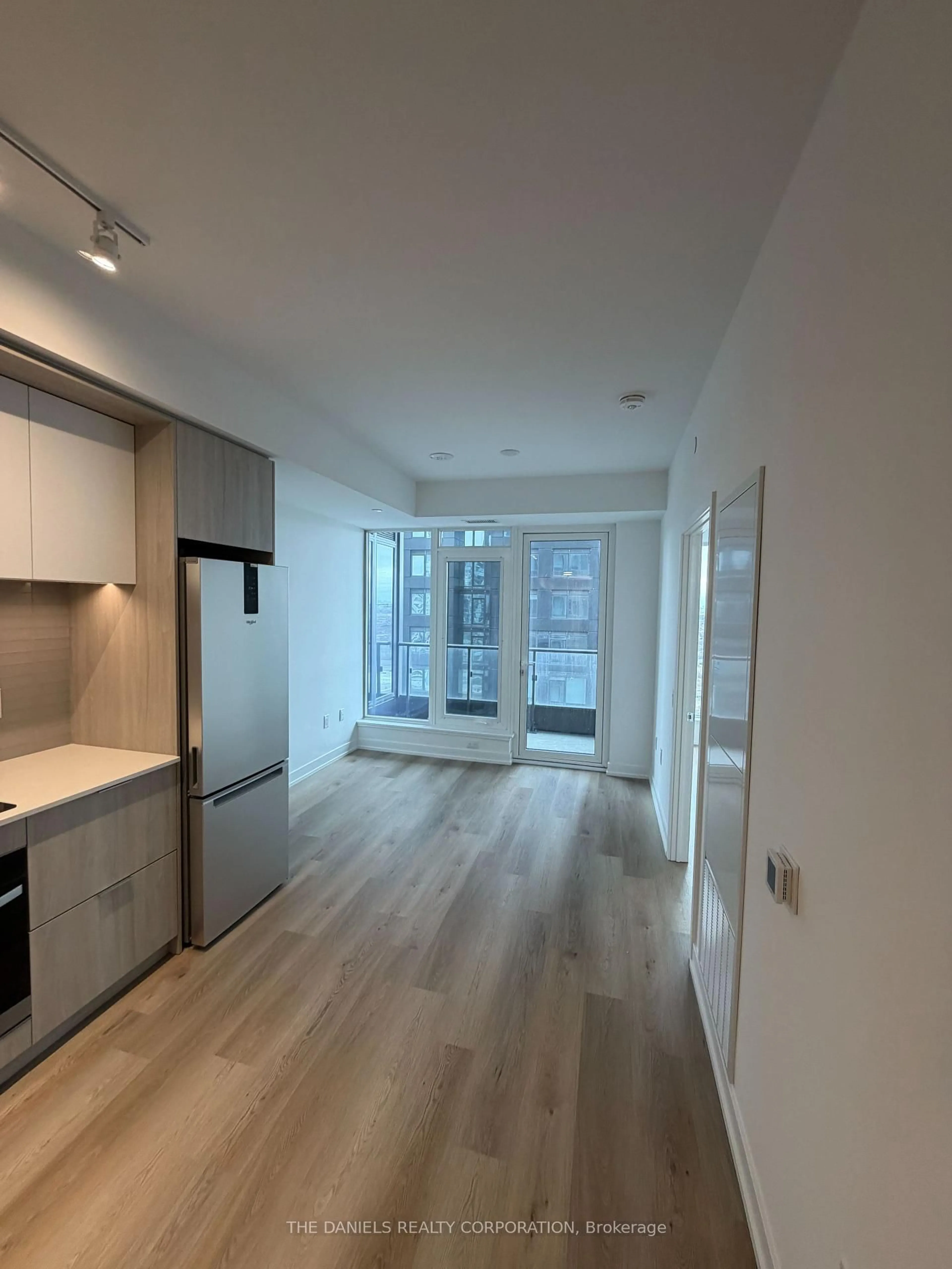 A pic of a room for 395 Square One Dr #2112, Mississauga Ontario L5B 0P6