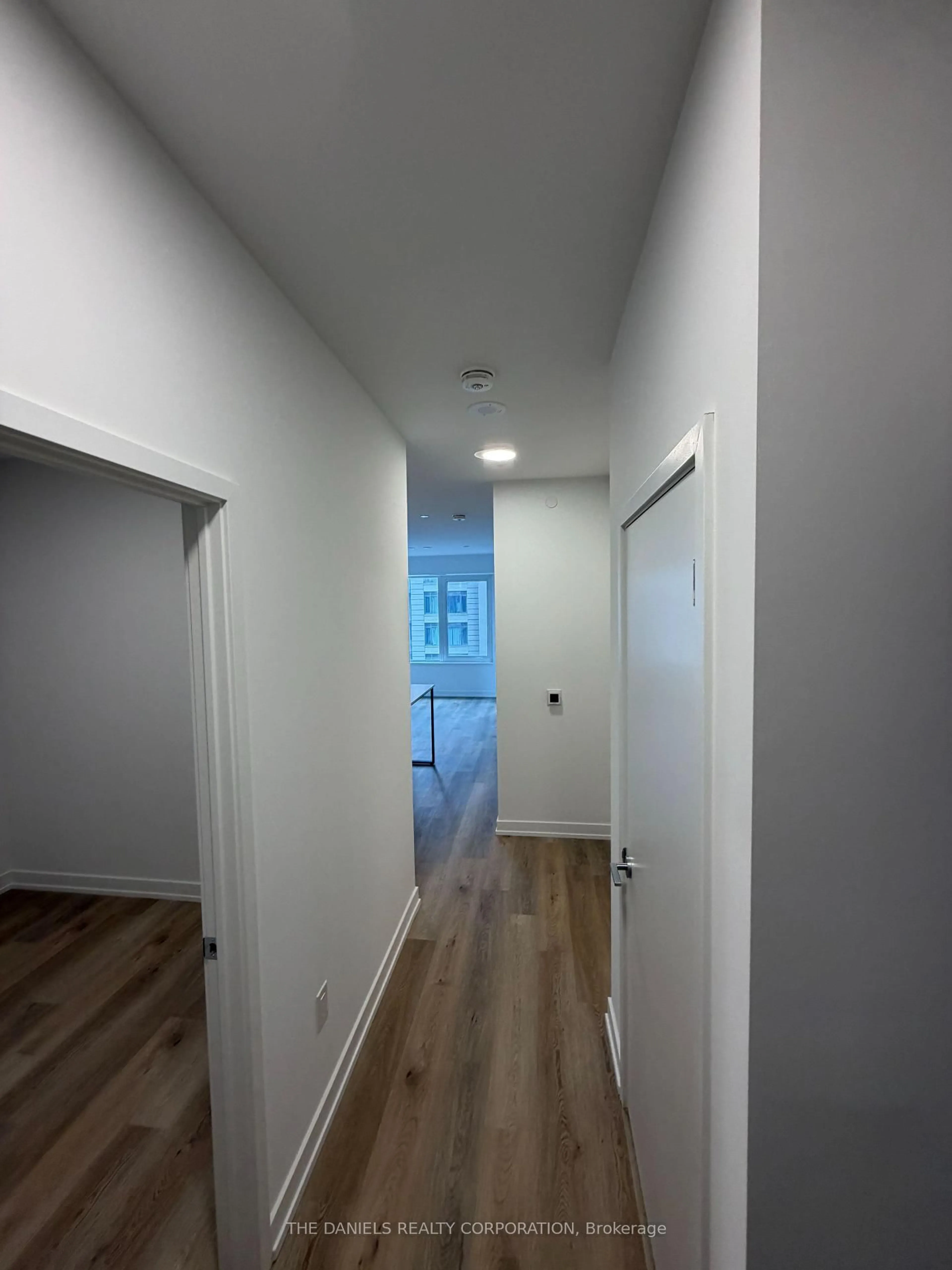 A pic of a room for 395 Square One Dr #1607, Mississauga Ontario L5B 0P6
