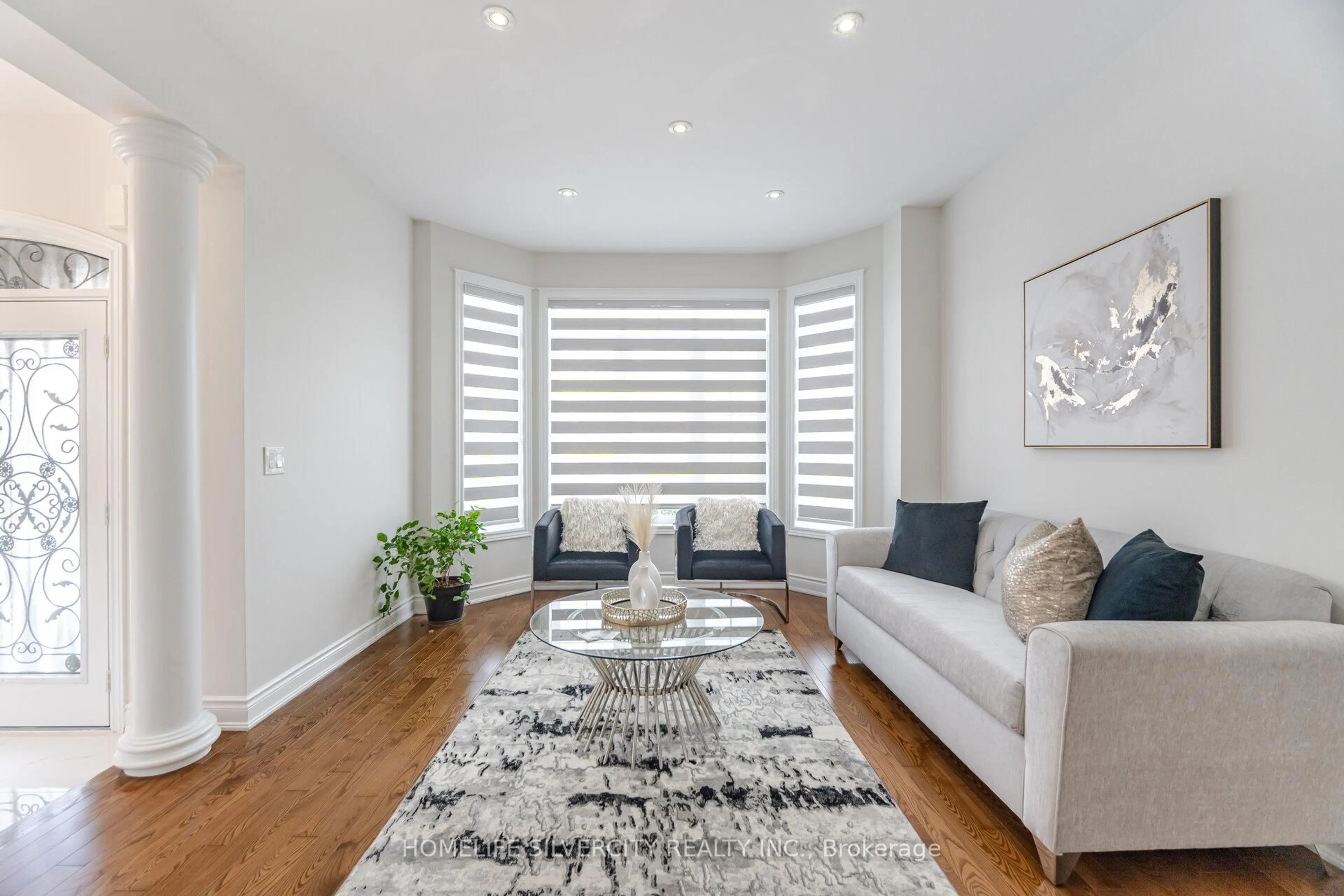 Living room with furniture, unknown for 80 Scotchmere Cres, Brampton Ontario L6P 3A6