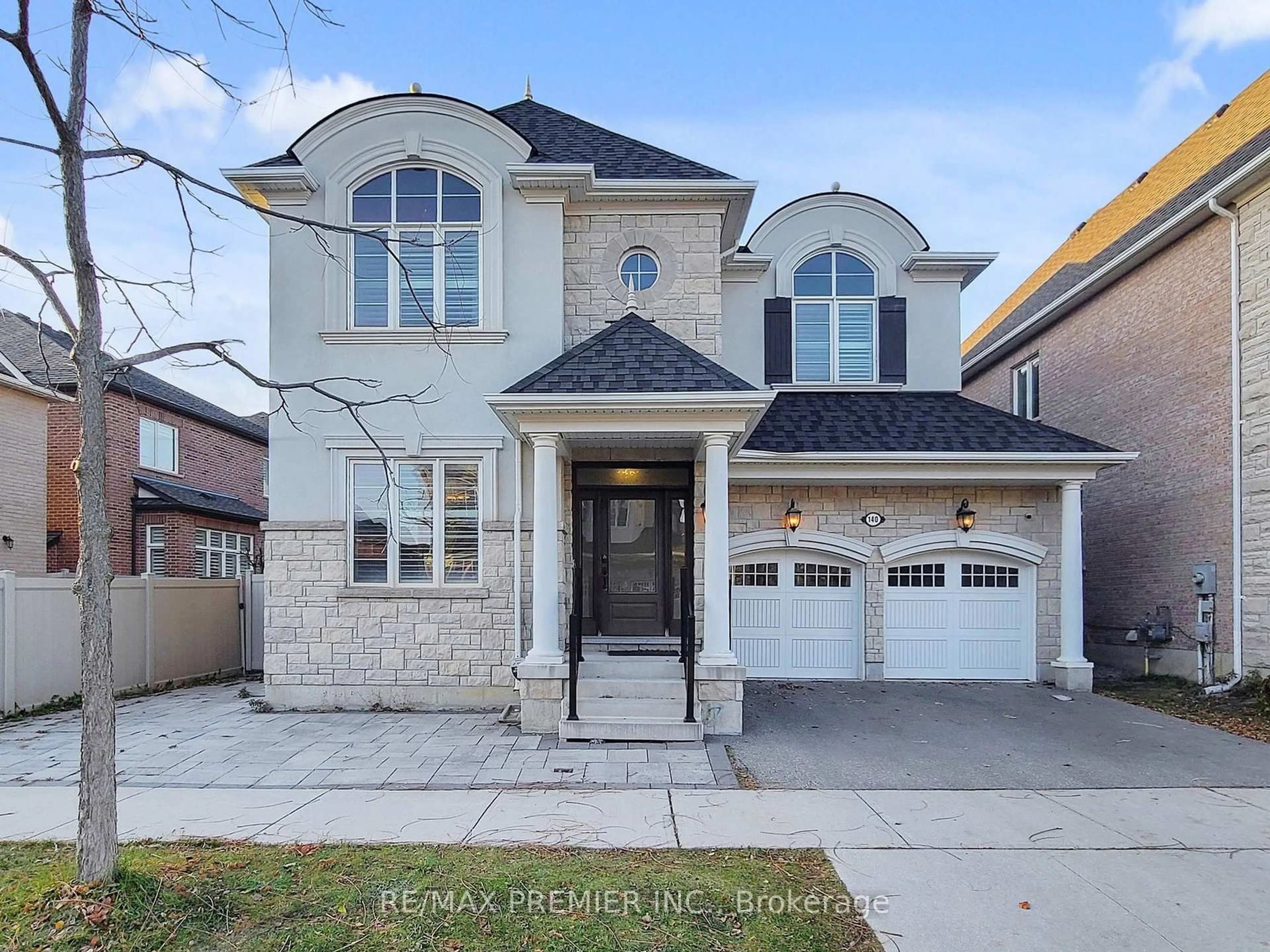 Home with brick exterior material, street for 140 Magnolia Cres, Oakville Ontario L6M 4M1