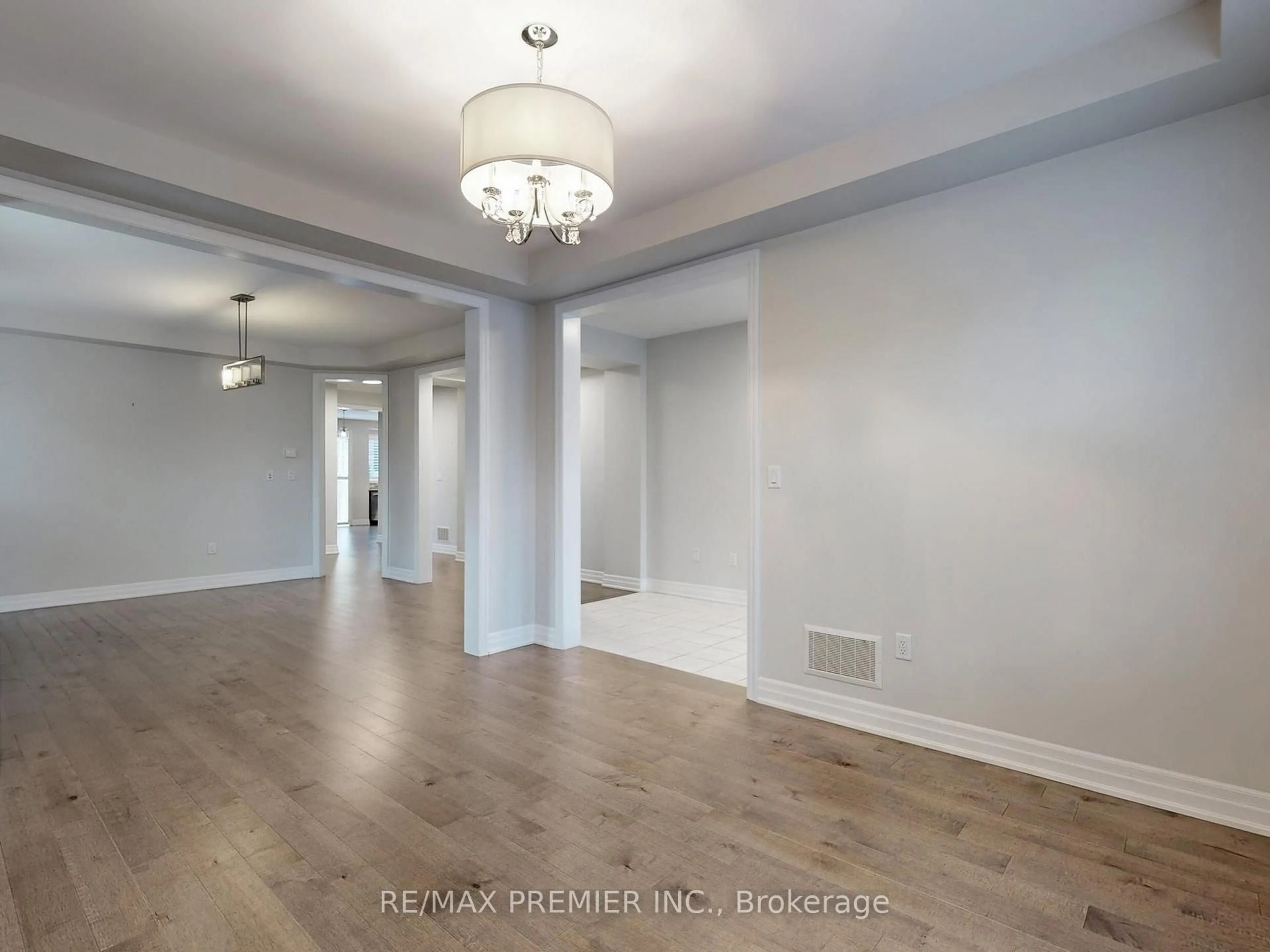 Unknown for 140 Magnolia Cres, Oakville Ontario L6M 4M1