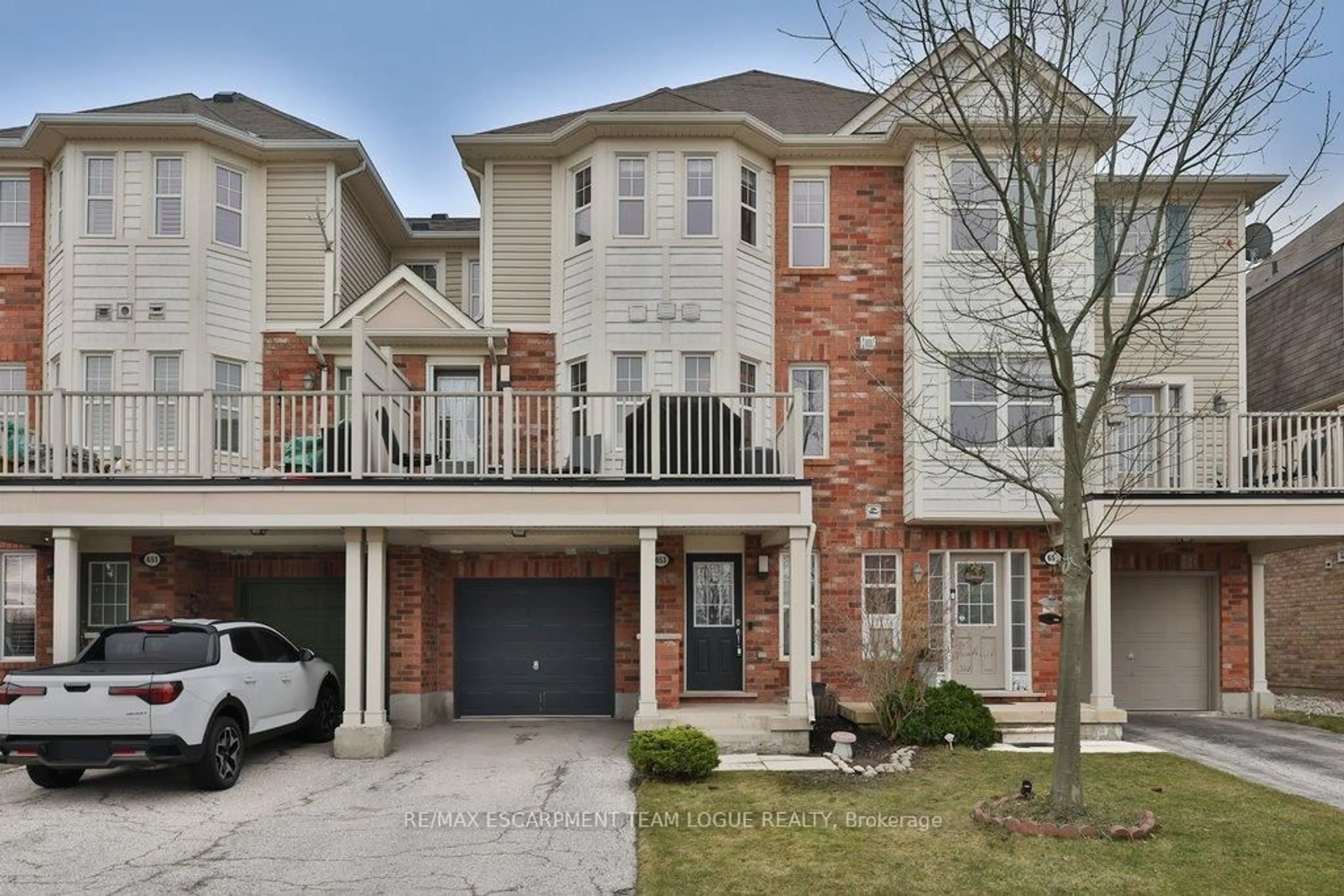 Home with brick exterior material, street for 653 Speyer Circ, Milton Ontario L9T 0Y5