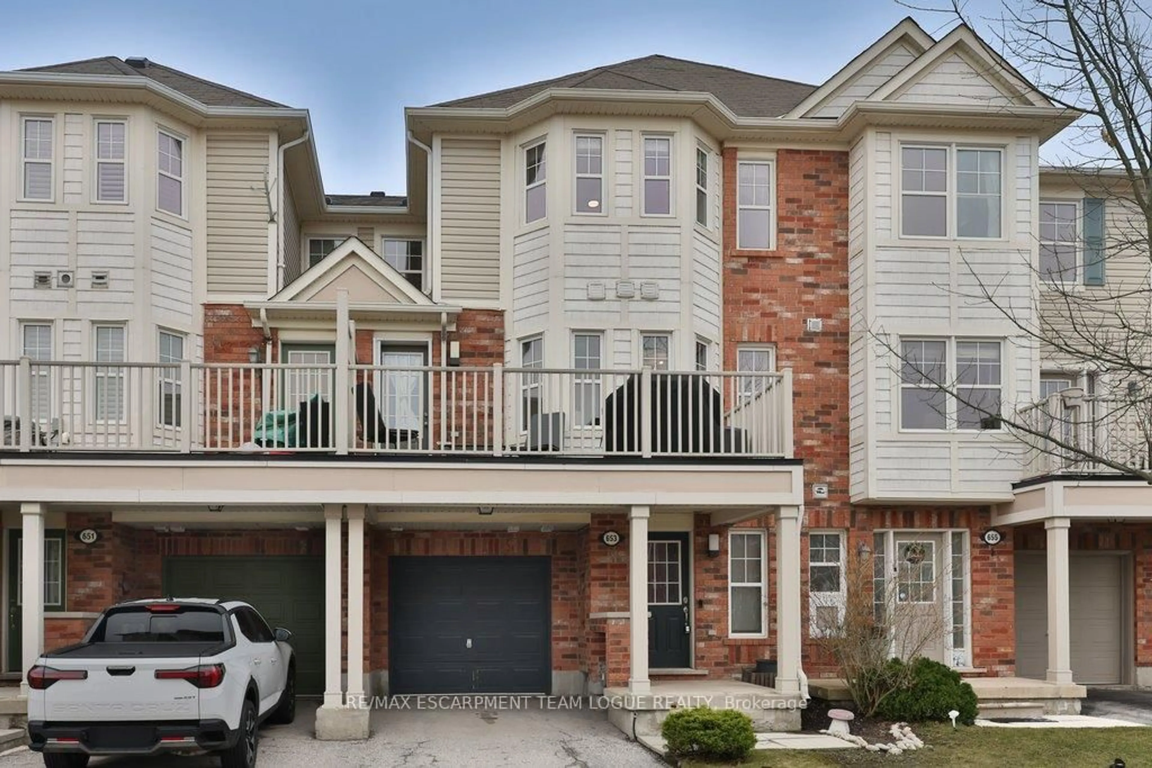 Home with brick exterior material, street for 653 Speyer Circ, Milton Ontario L9T 0Y5