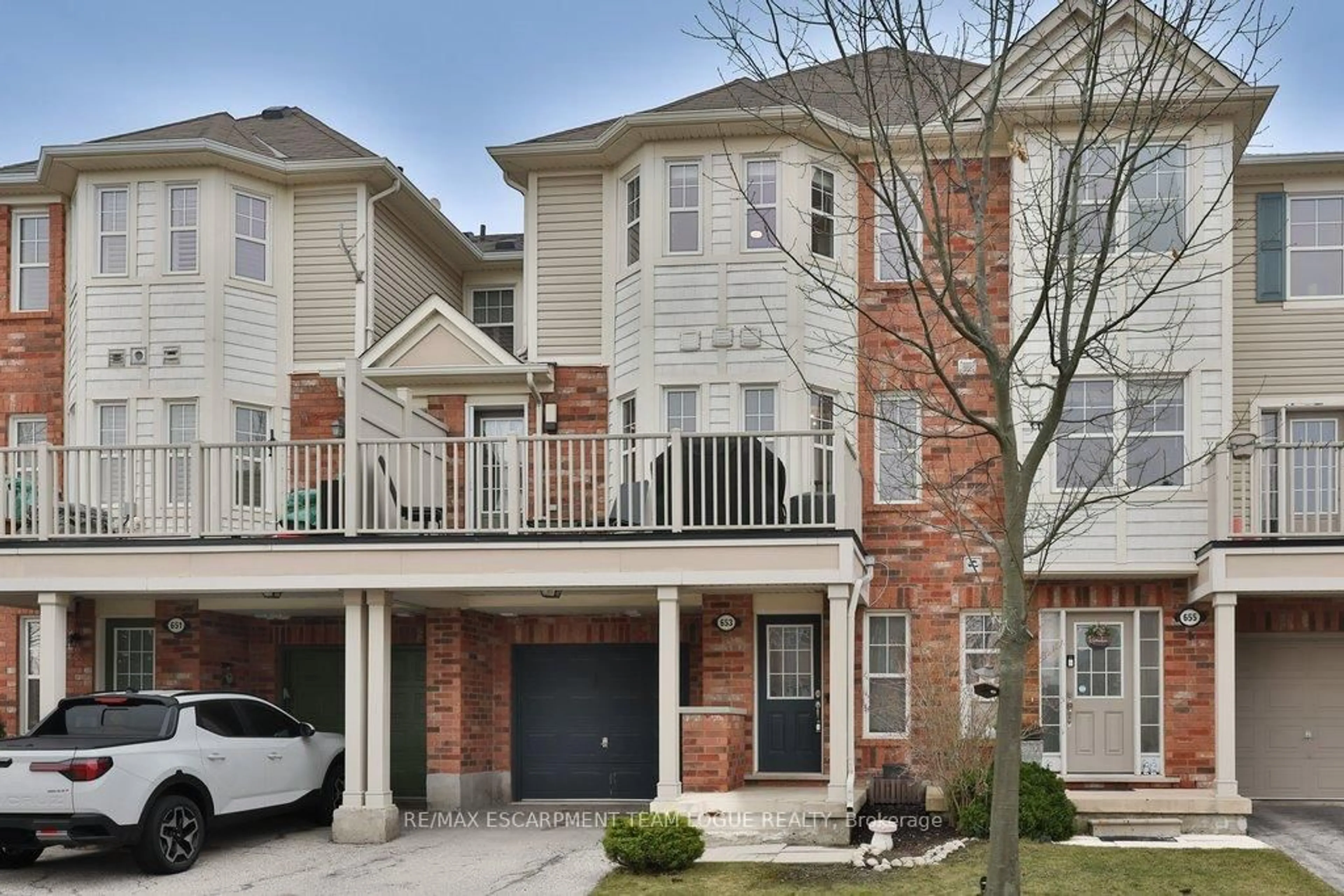 Home with brick exterior material, street for 653 Speyer Circ, Milton Ontario L9T 0Y5