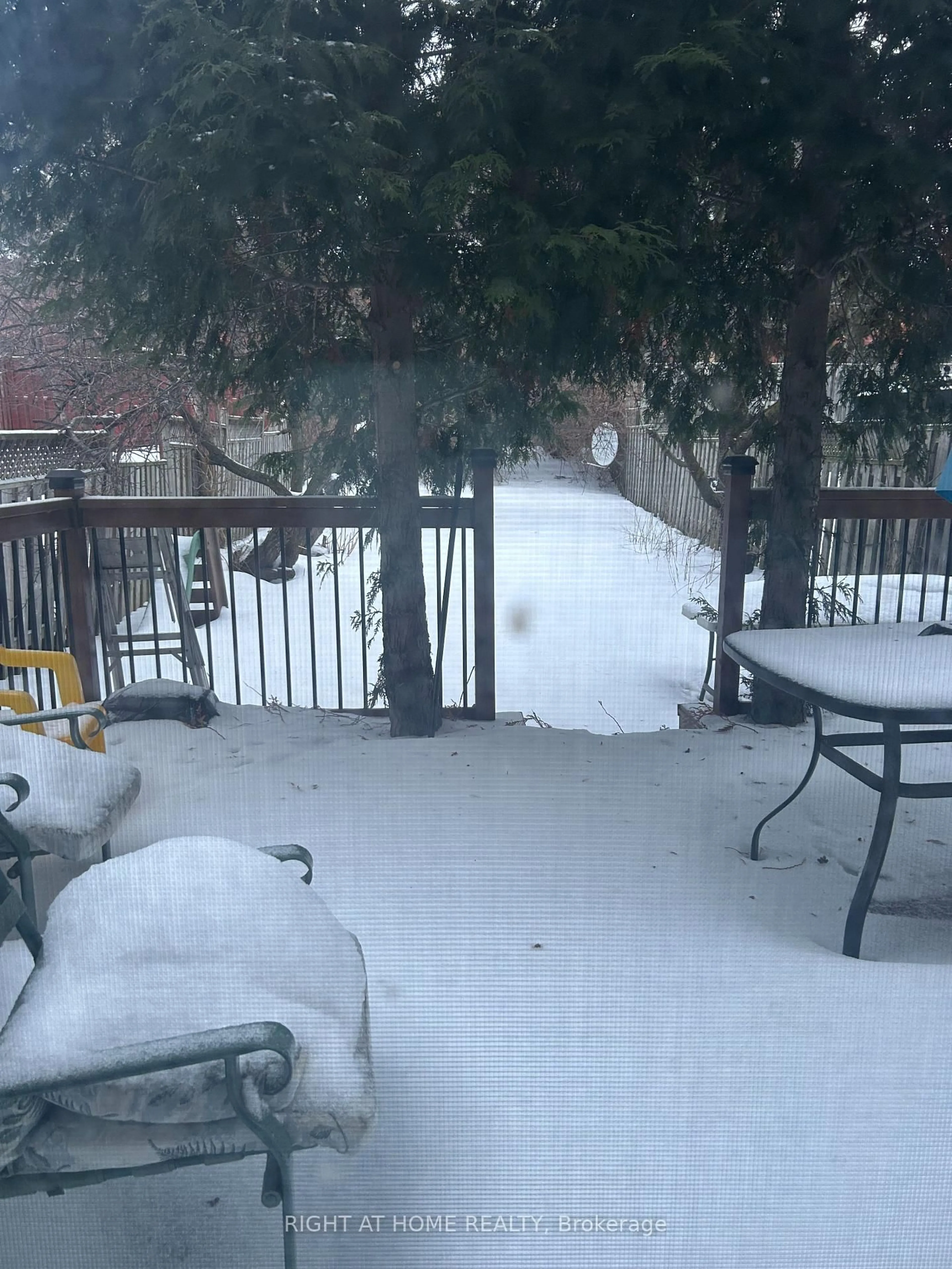 Patio, unknown for 5550 Cosmic Cres, Mississauga Ontario L4Z 3R9