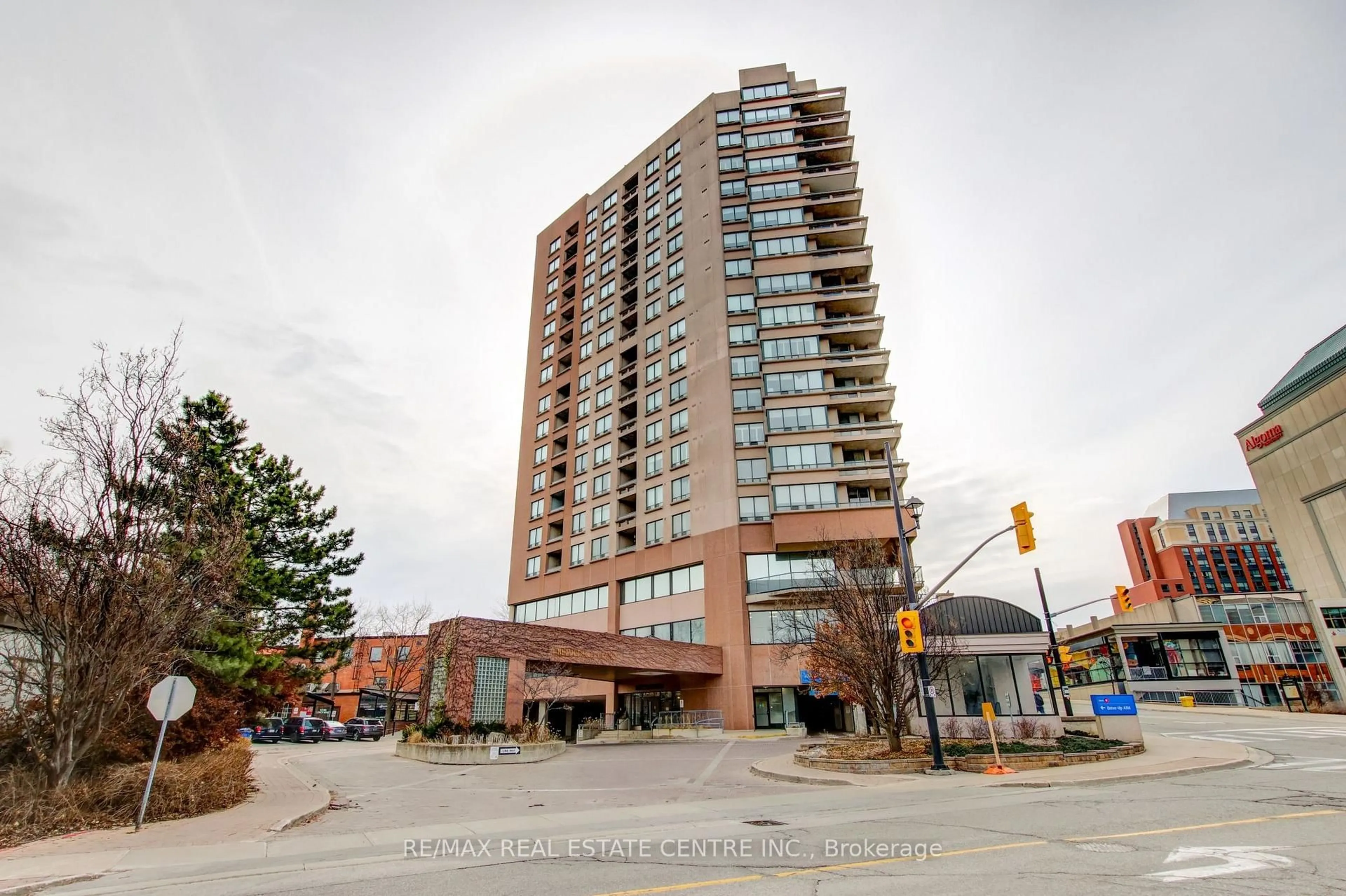 Unknown for 1 Belvedere Crt #1202, Brampton Ontario L6V 4M6